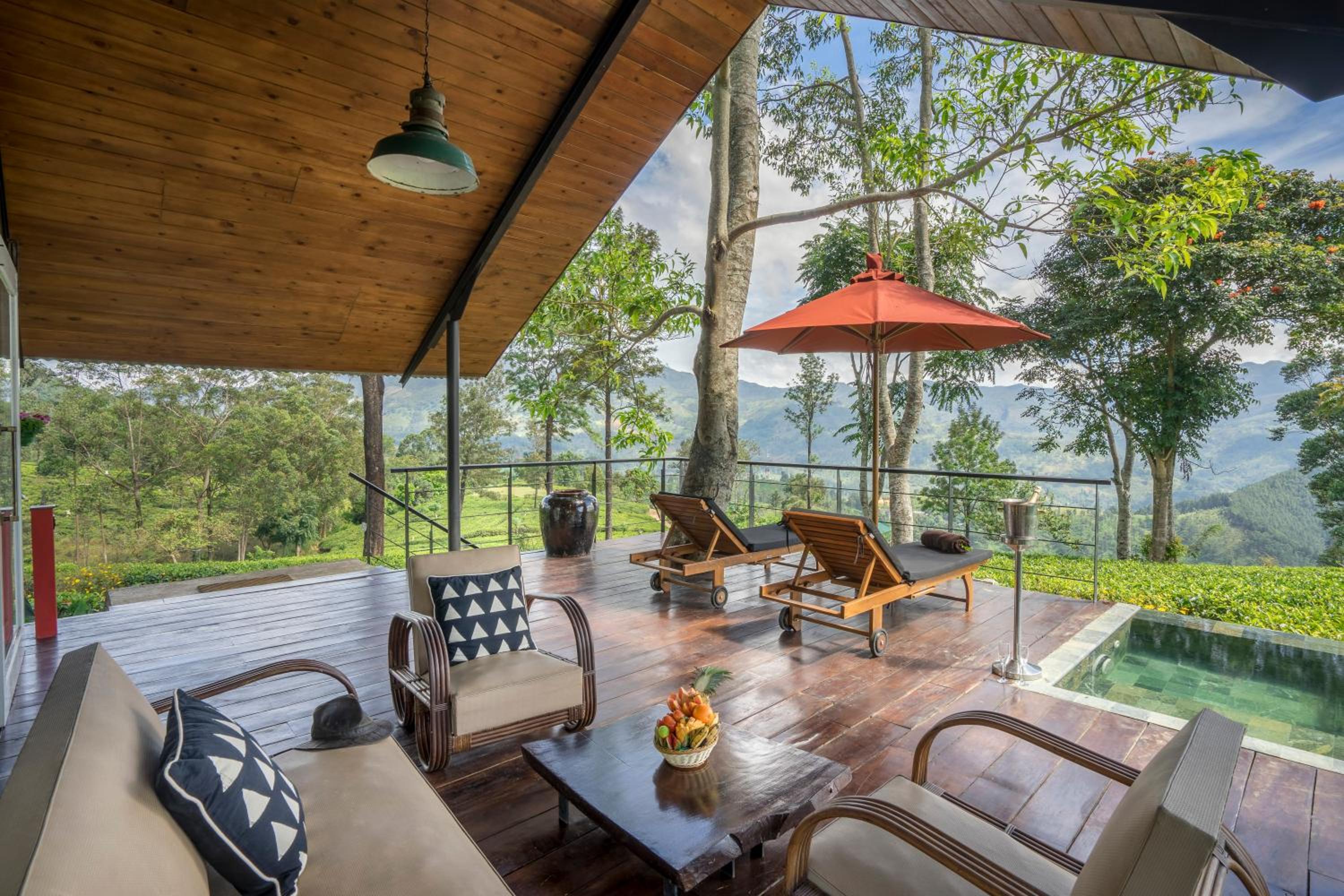 Suite with Mountain View
