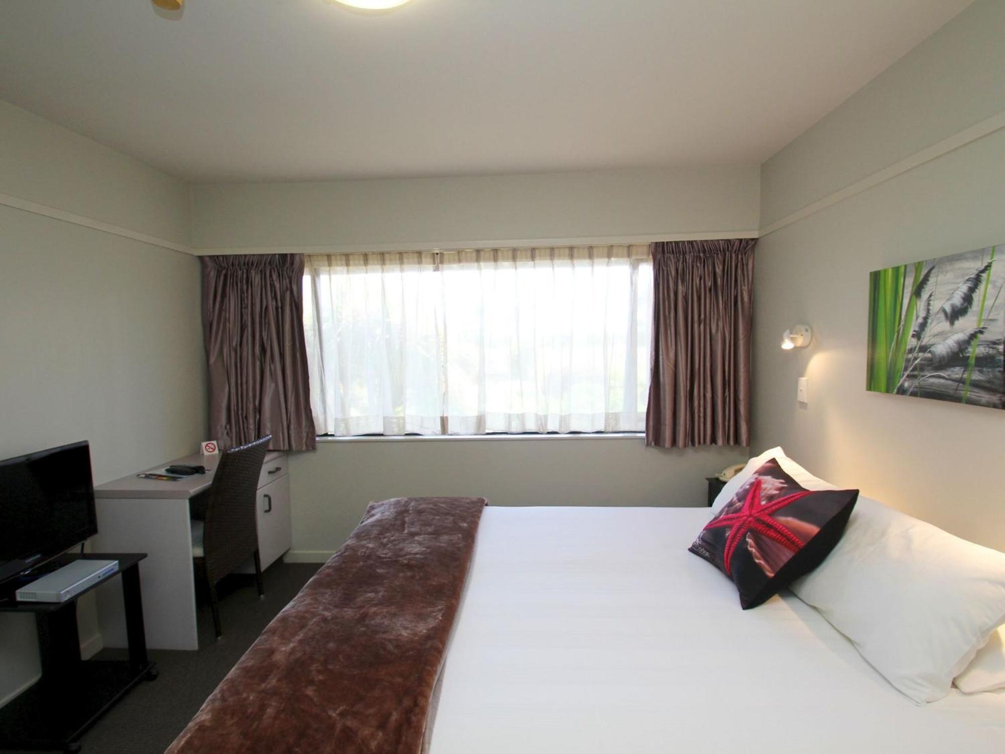 Available room