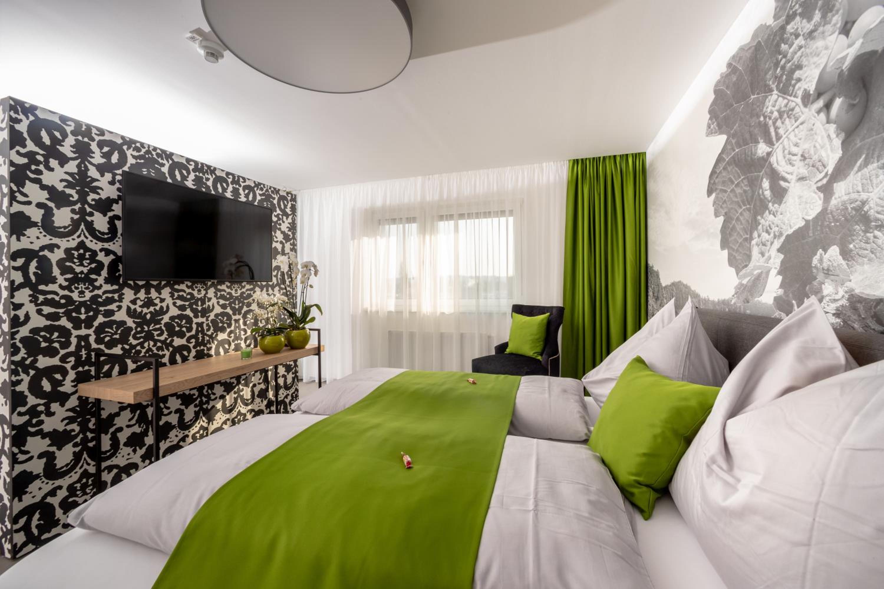 Deluxe Double Room - Photo 7