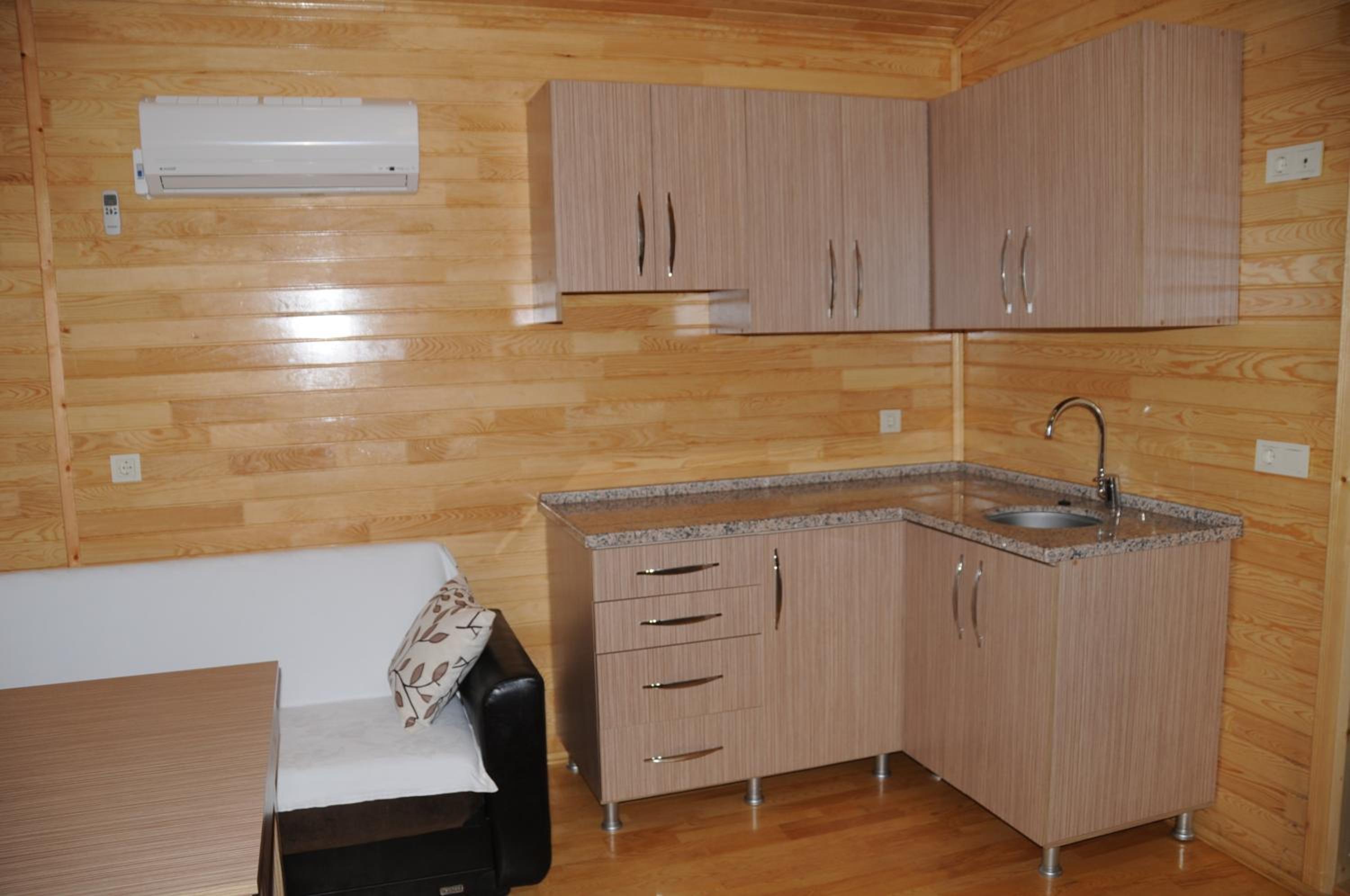 Family Bungalow (4 Adults + 1 Children) photo 2