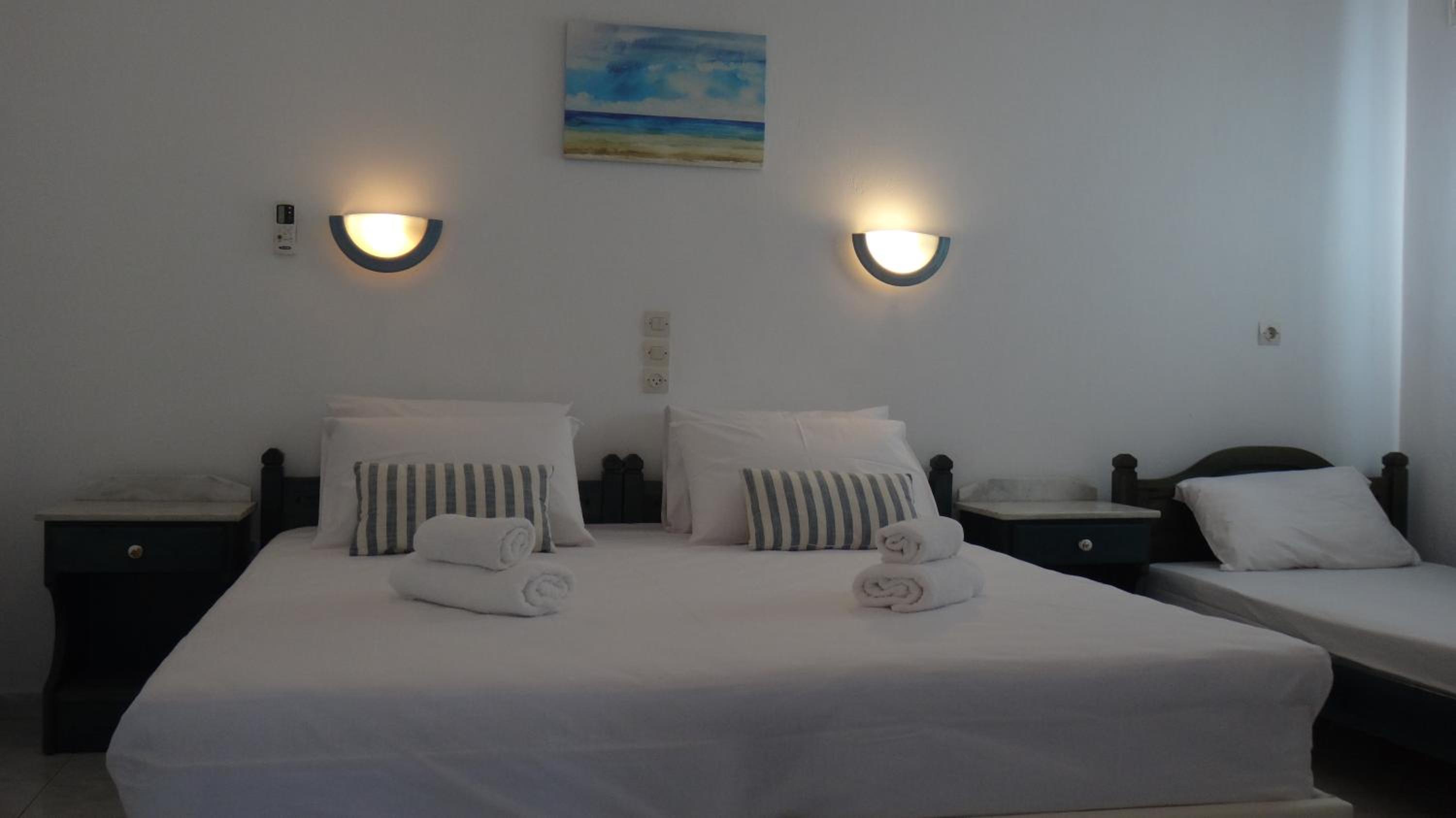 One-Bedroom Apartment with Sea View