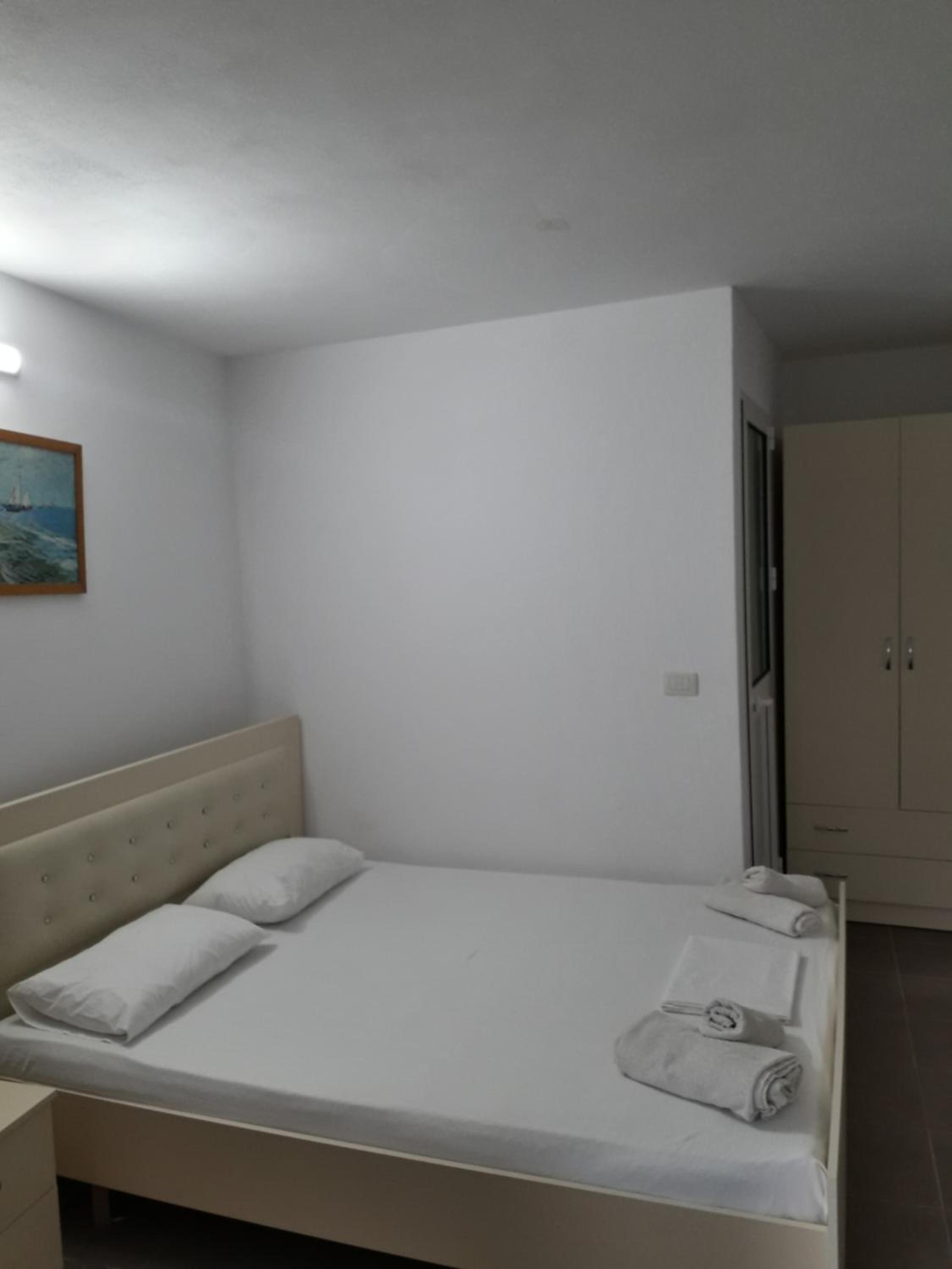 Economy Double Room photo 1