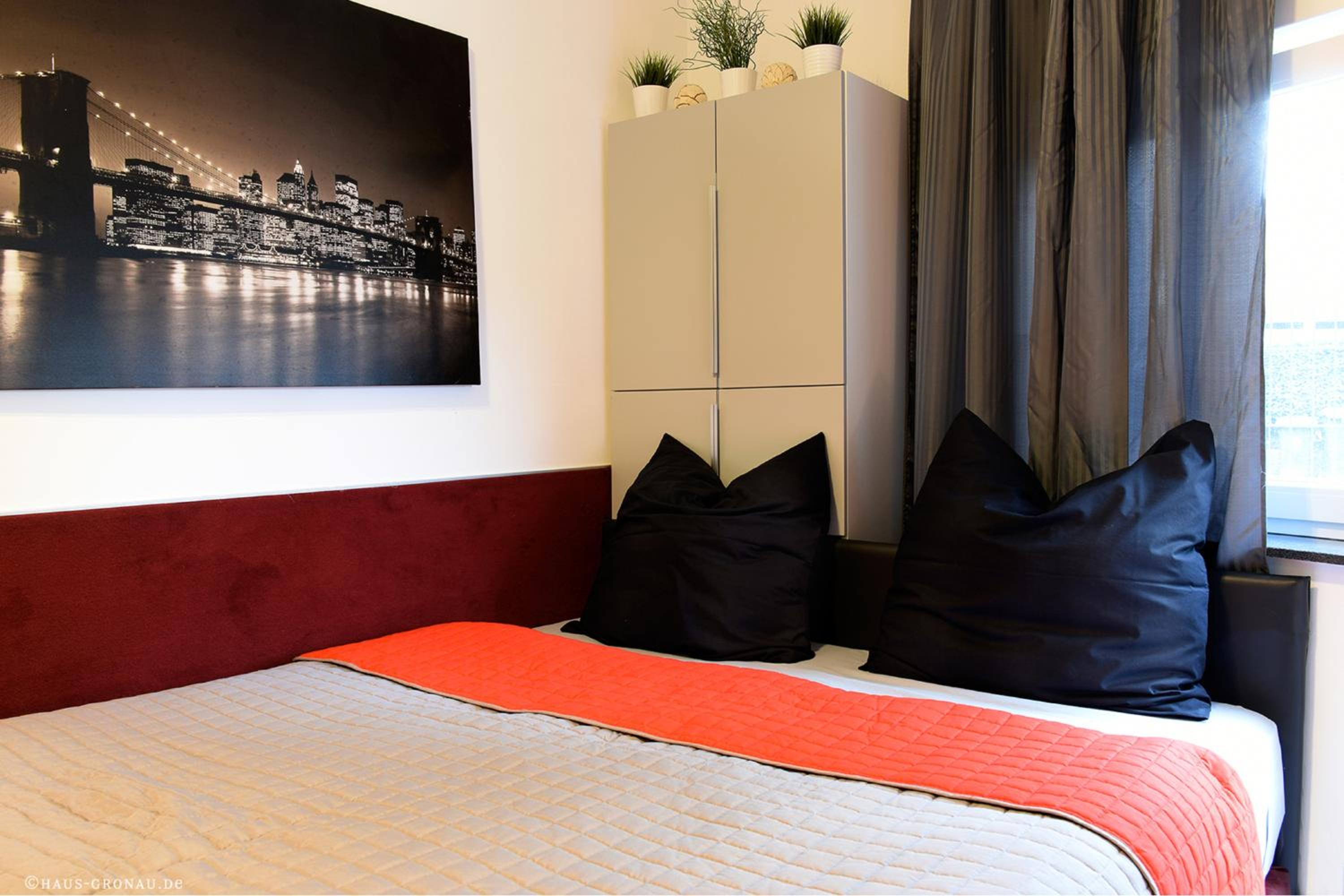 Apartment with Terrace photo 2