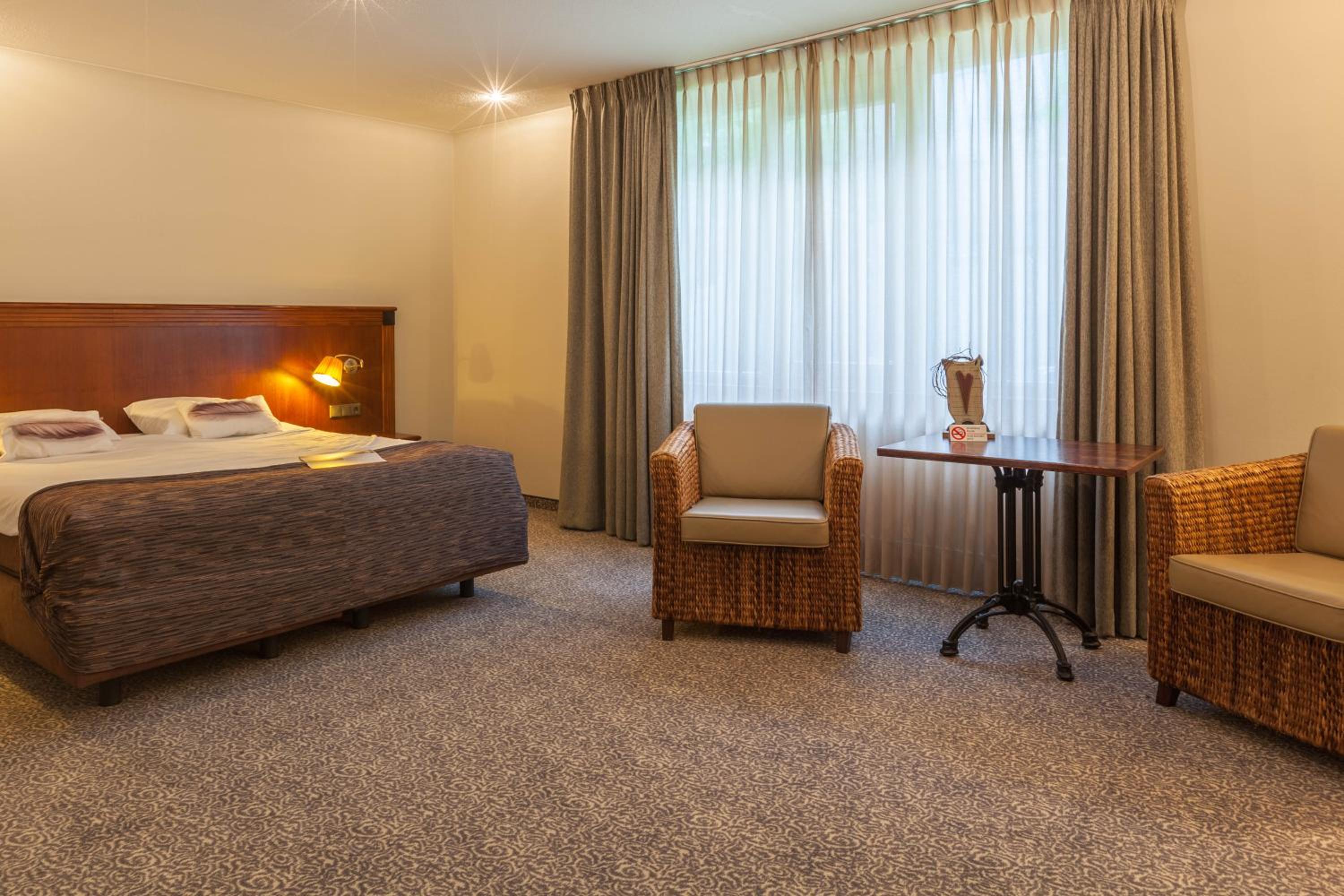 Queen Suite - Photo 5