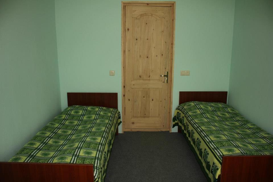Twin Room with Shared Bathroom photo 3