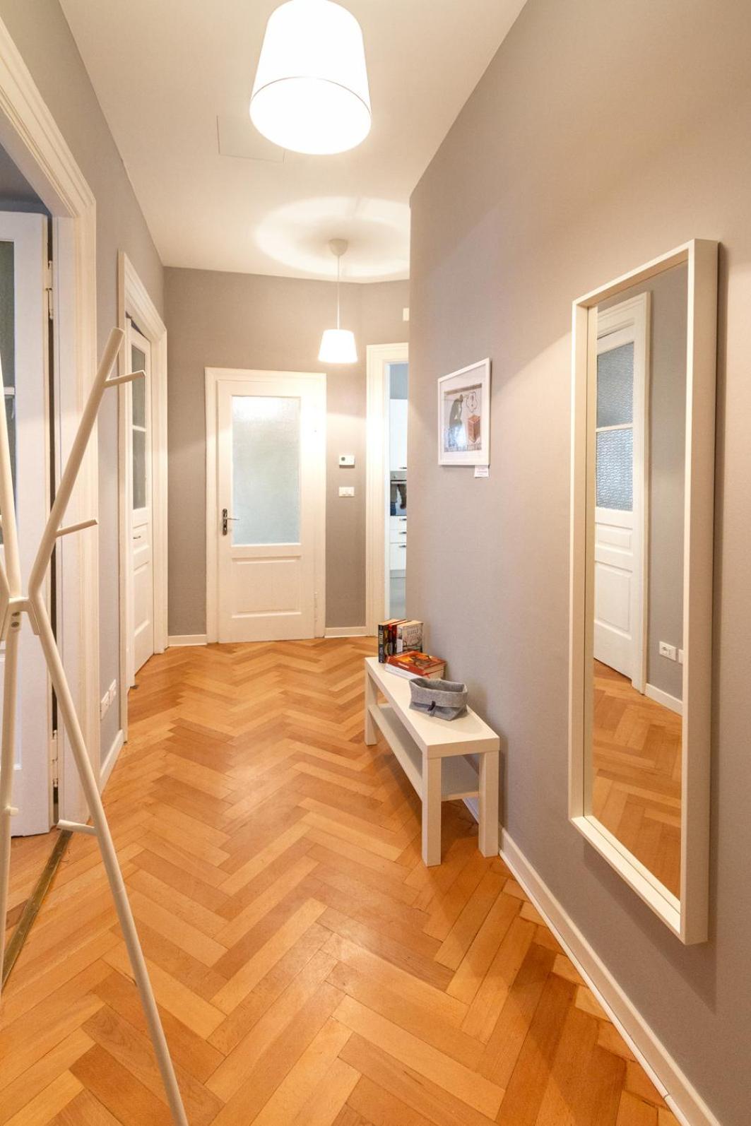 One-Bedroom Apartment - Photo 10