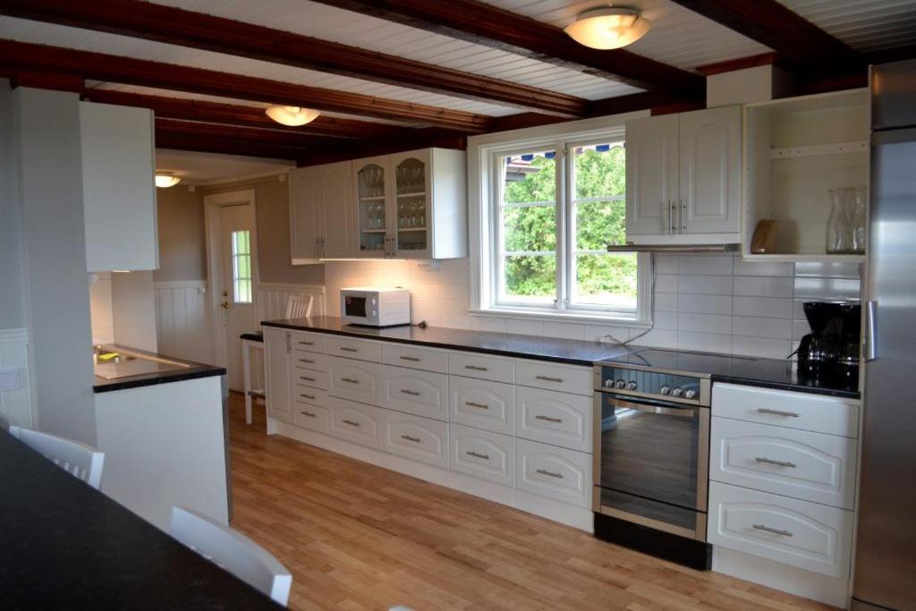 Three Bedroom Villa - Photo 5