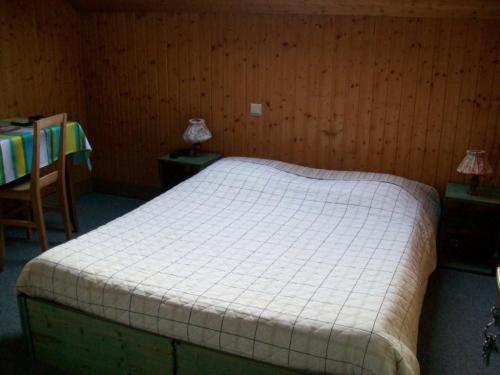 Double Room - Stair Access Only - Photo 1