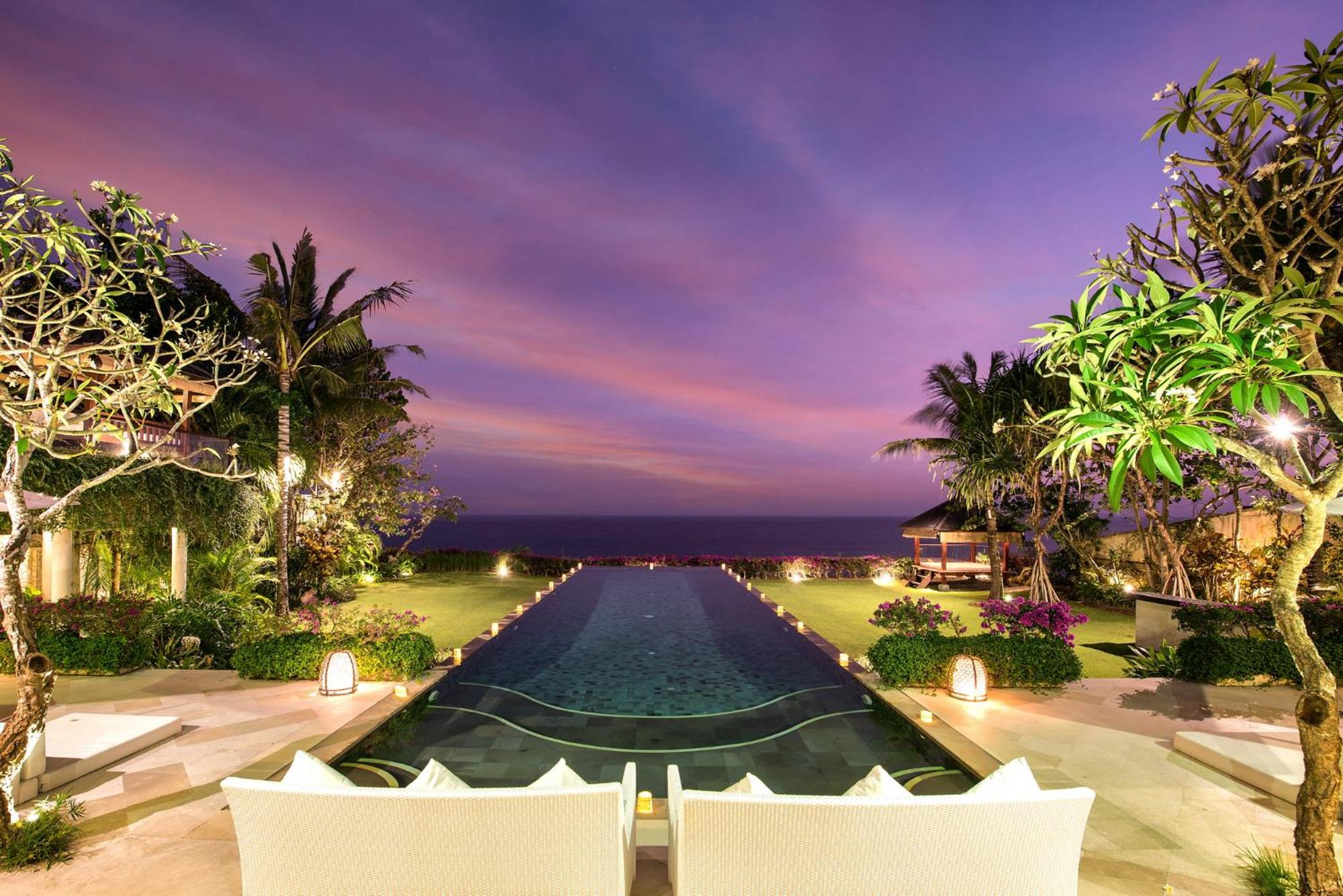 Villa with Sea View photo 2