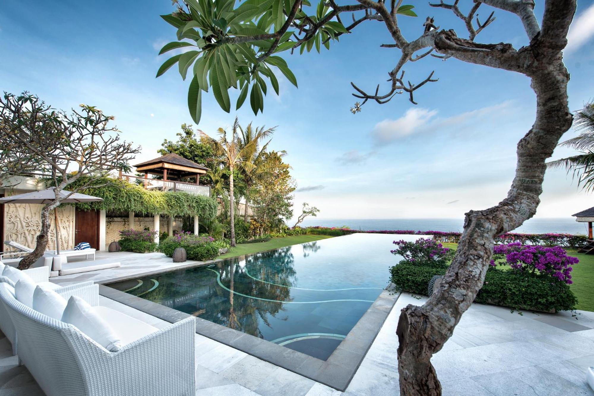 Villa with Sea View photo 3