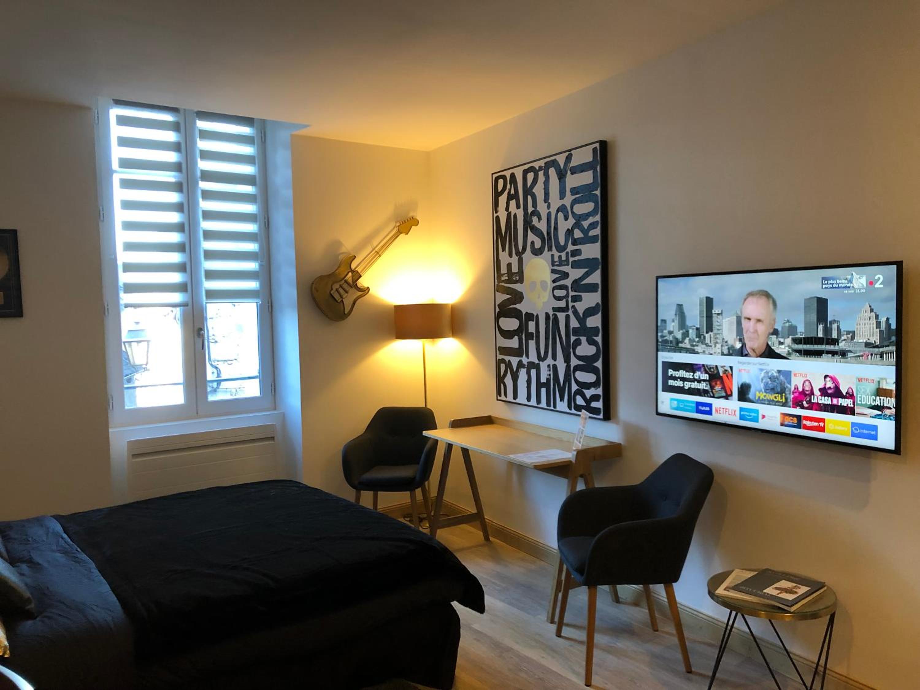 Studio Apartment - Photo 5