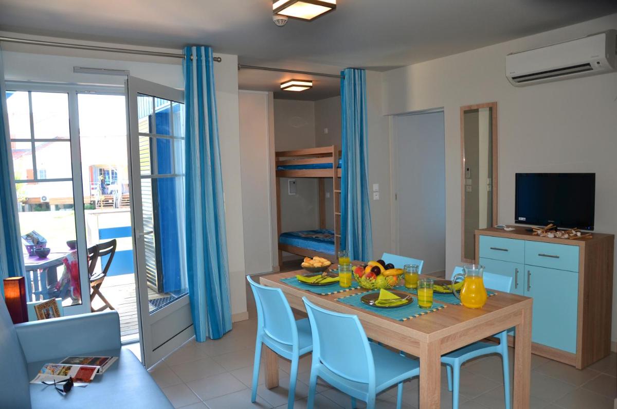 Small Duplex House (4-6 Adults)