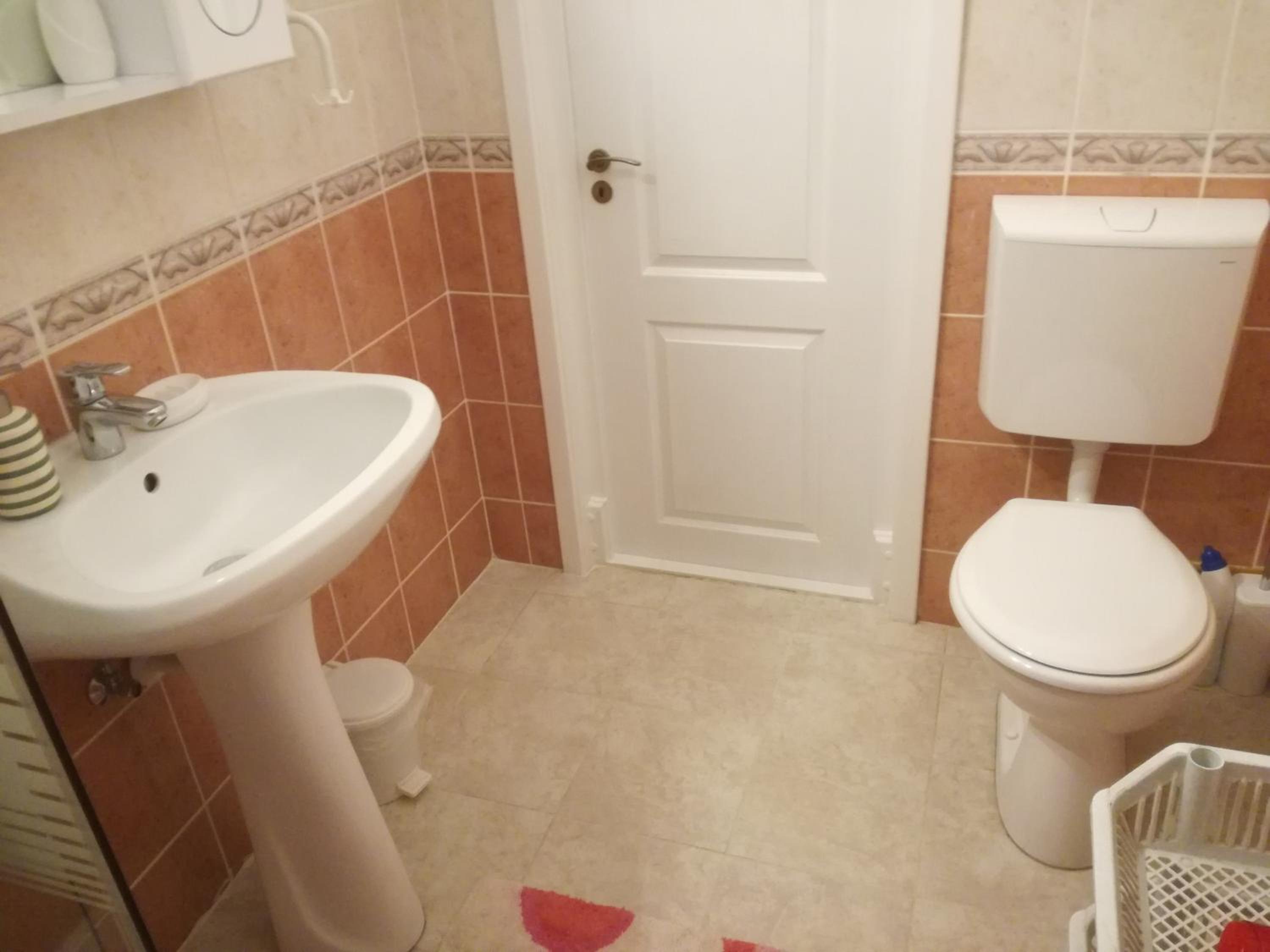 Two-Bedroom House photo 3