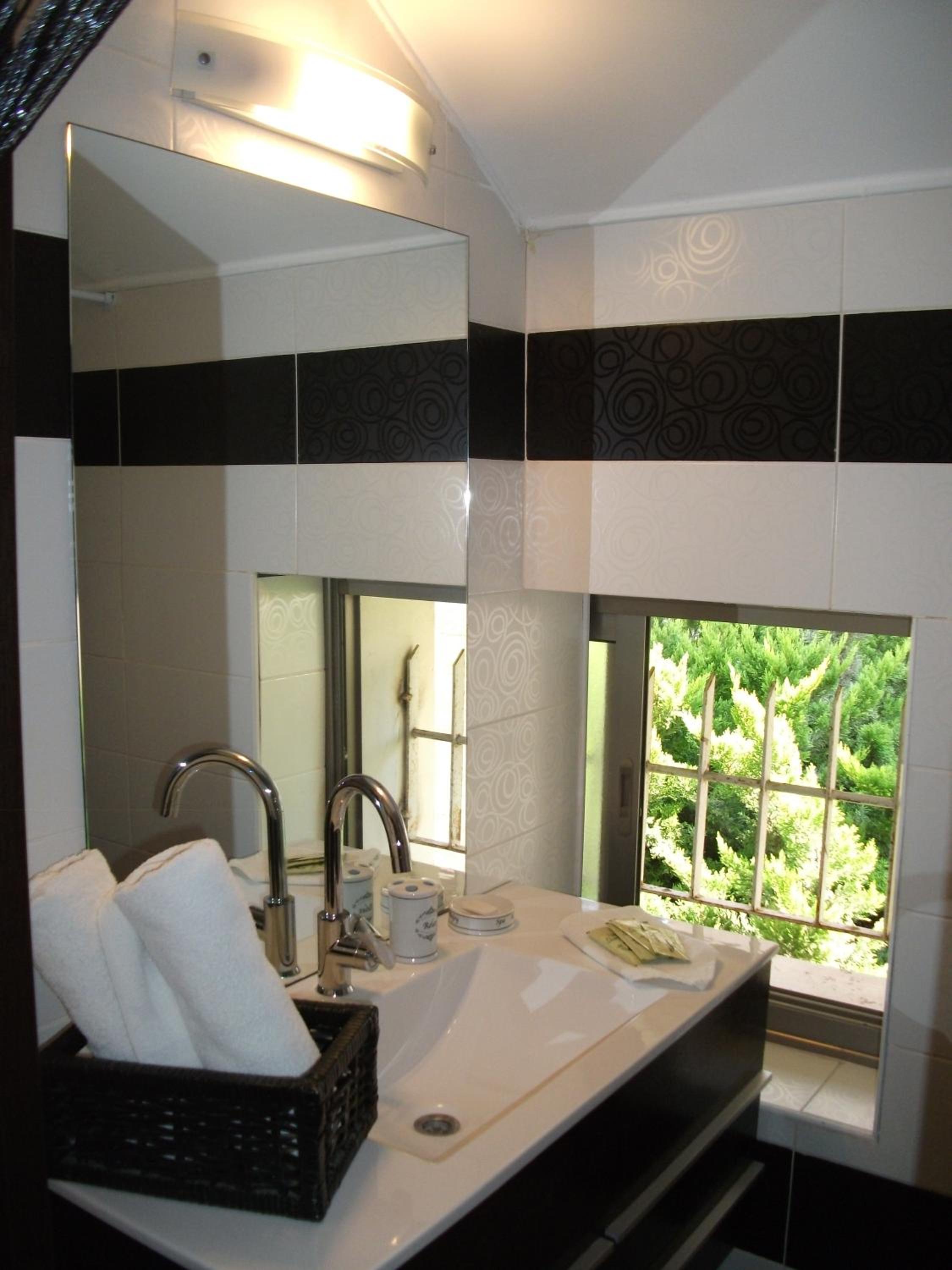 Superior Double Room with Kitchenette - Photo 6