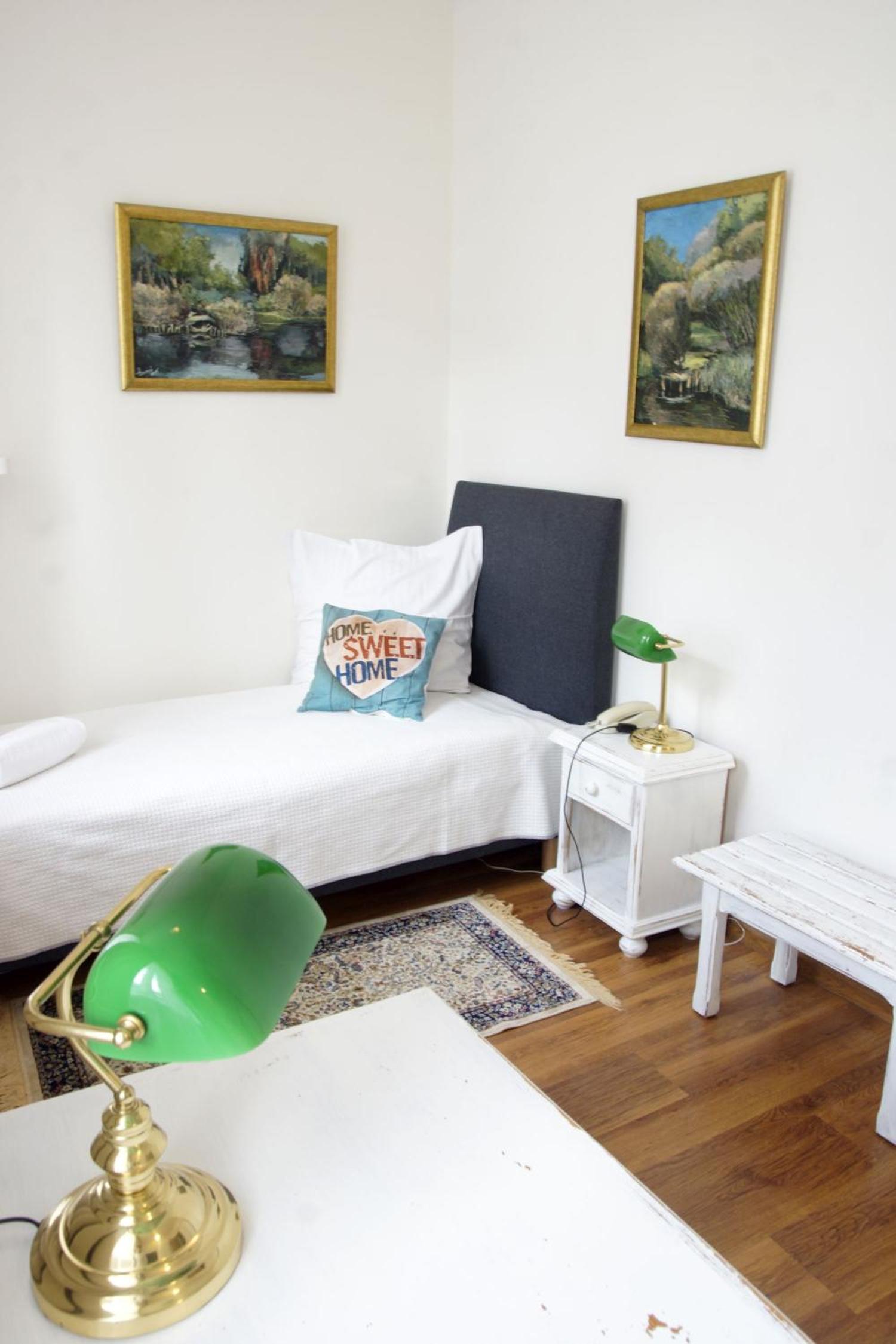 Single Room with Courtyard View