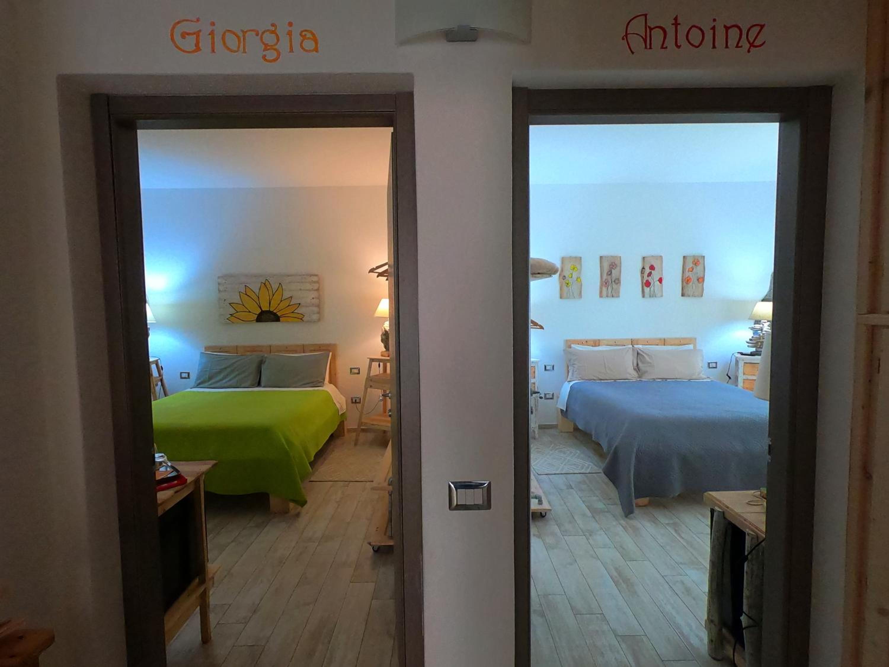 Double Room with Patio - Photo 29