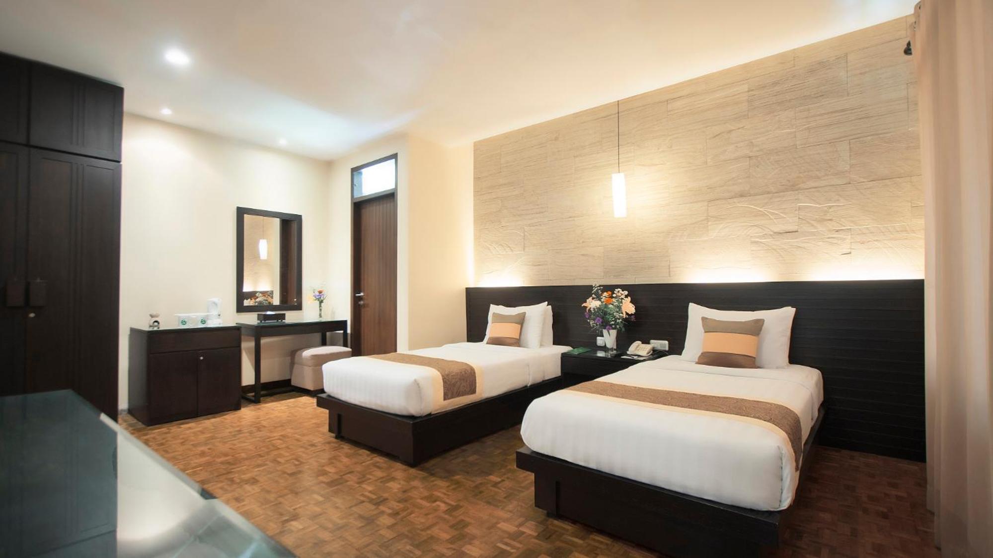 Grand Deluxe Twin Room photo 3