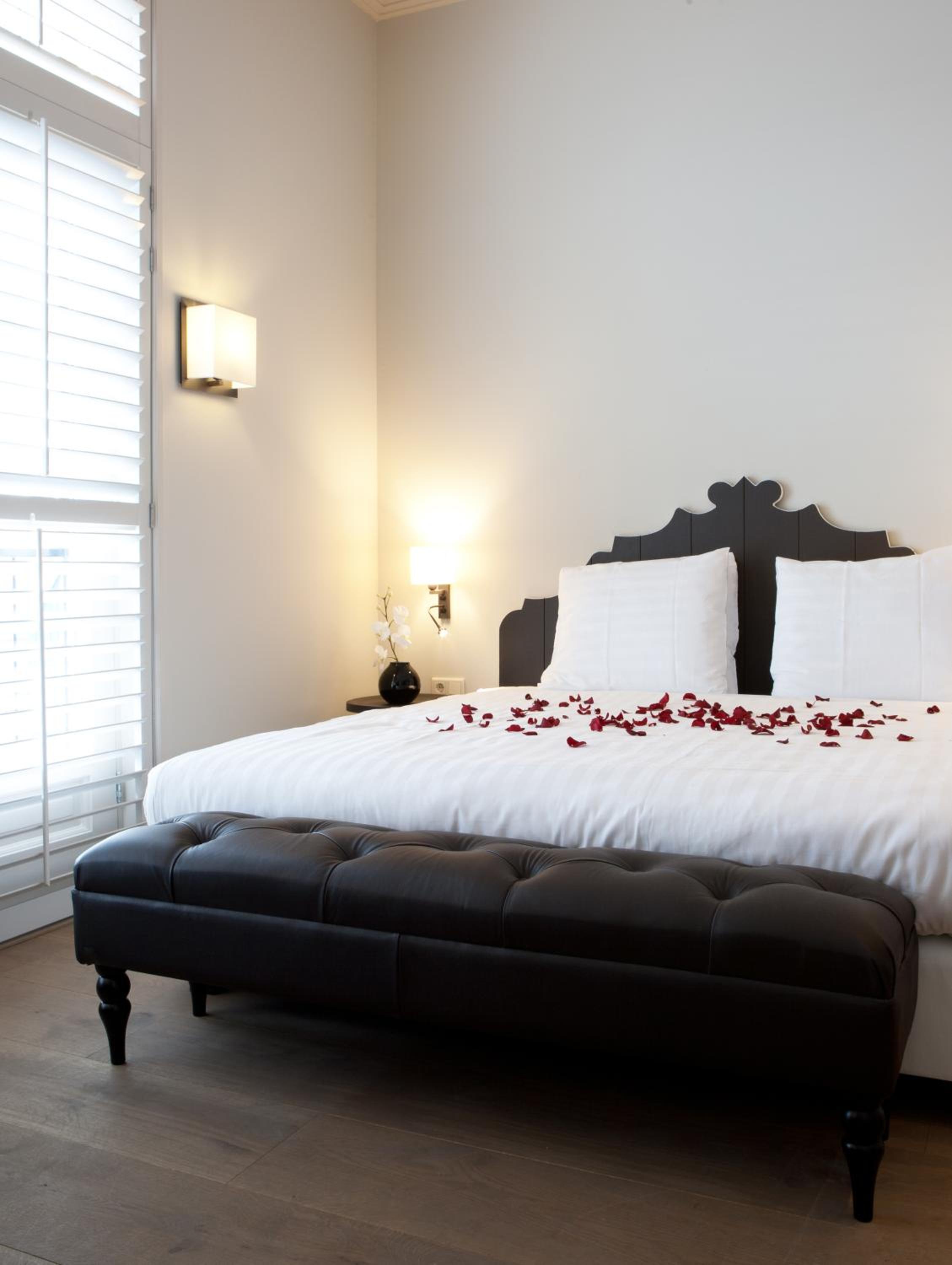 Suite with Lake View photo 3