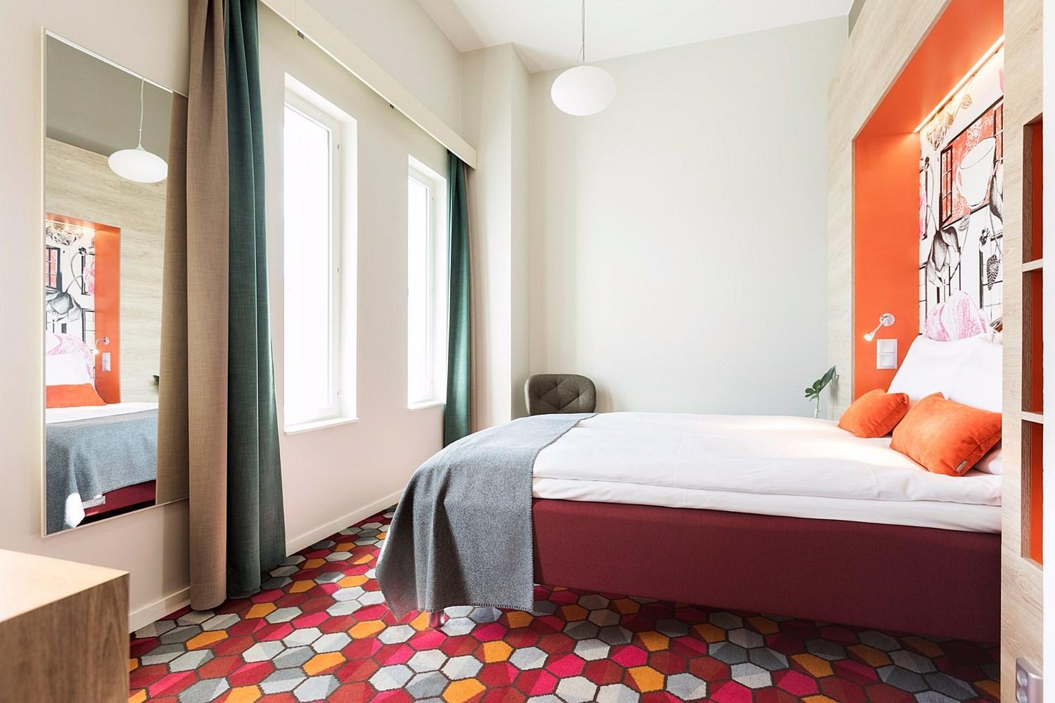Stylish Double Room - Photo 3