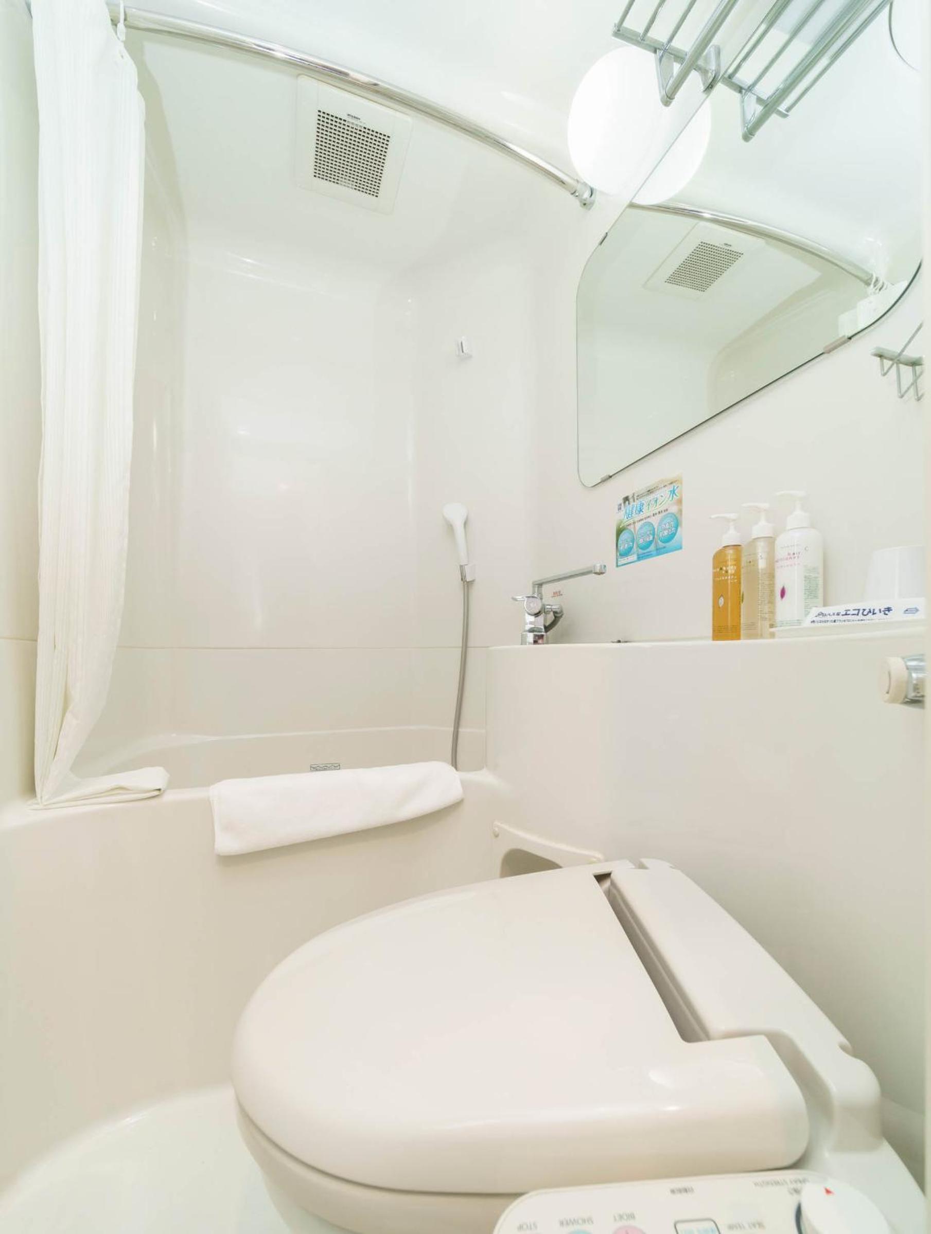 Double Room - Non-Smoking  - Photo 6