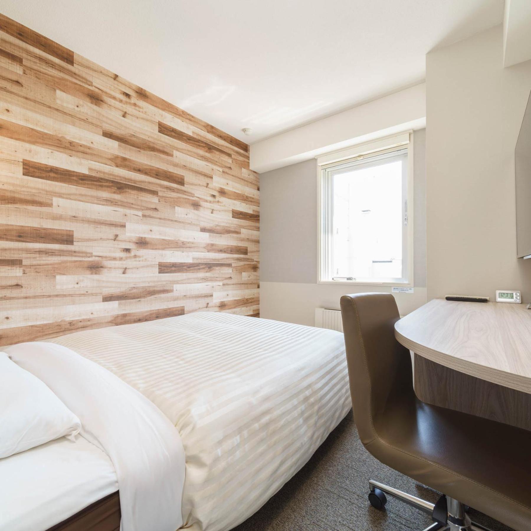 Double Room - Non-Smoking  - Photo 4