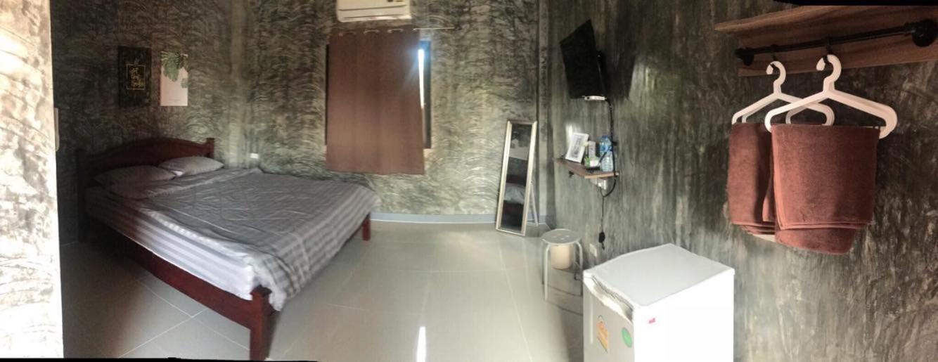 Deluxe Double Room - Photo 22