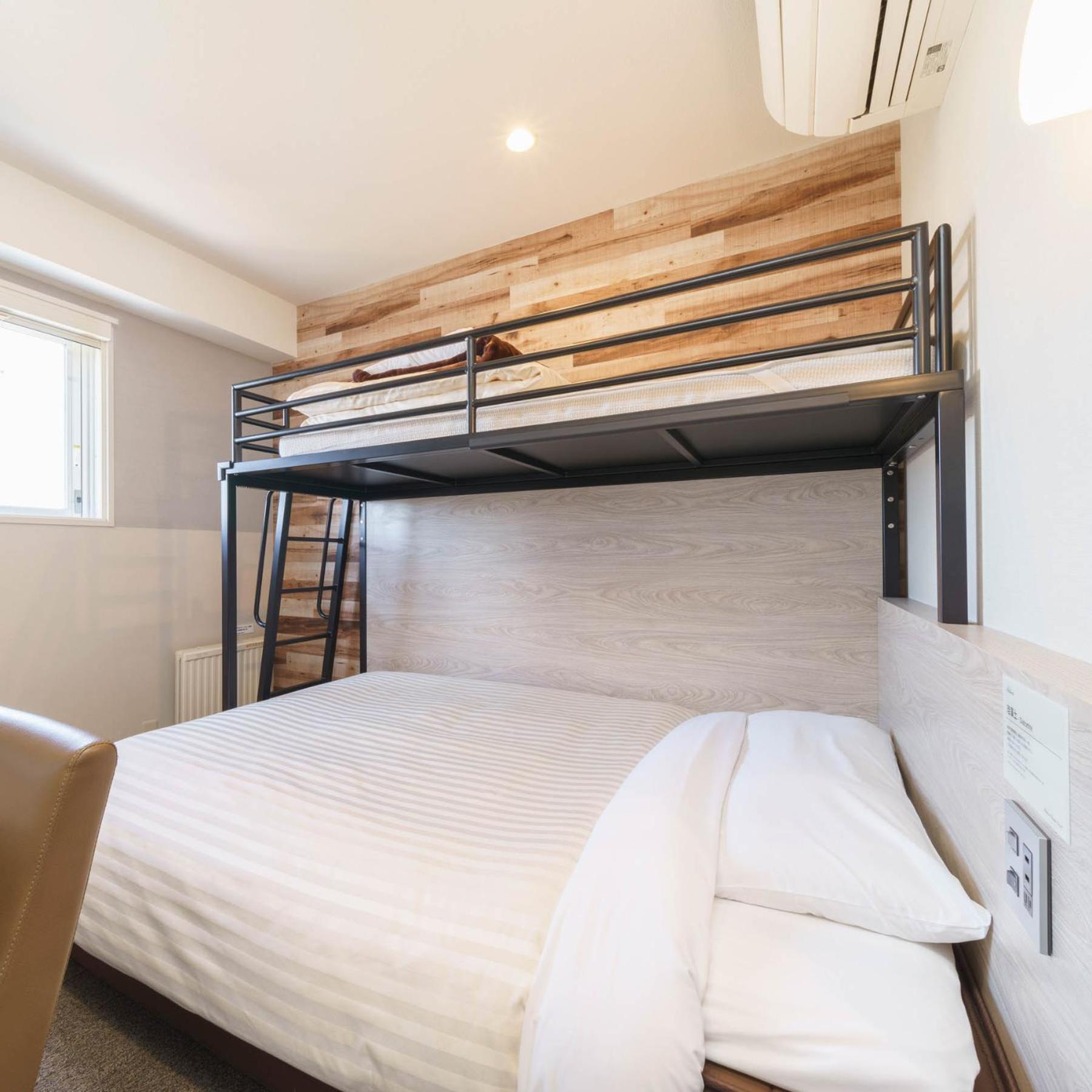 Twin Room with Bunk Bed Non-Smoking - Photo 7