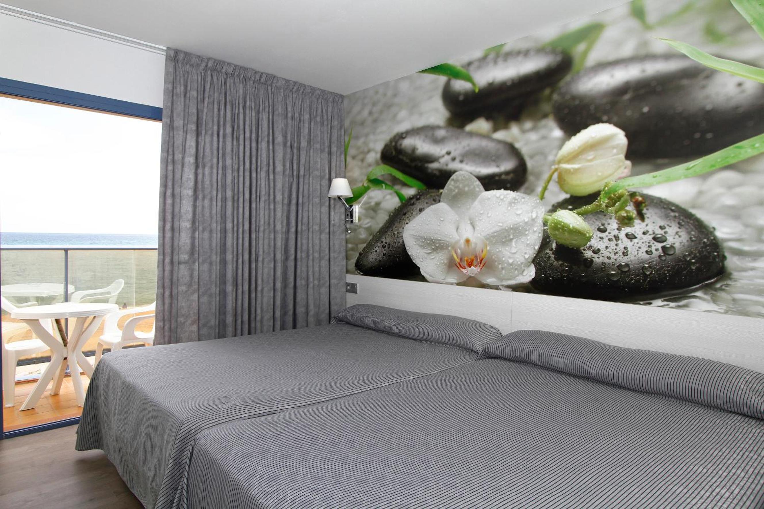 Double or Twin Room photo 3