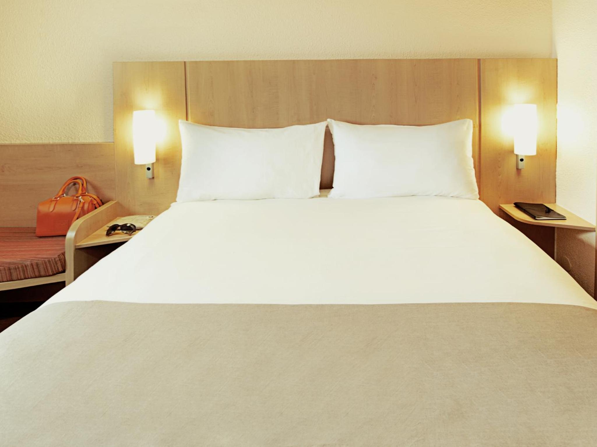 Standard Double Room - Photo 6