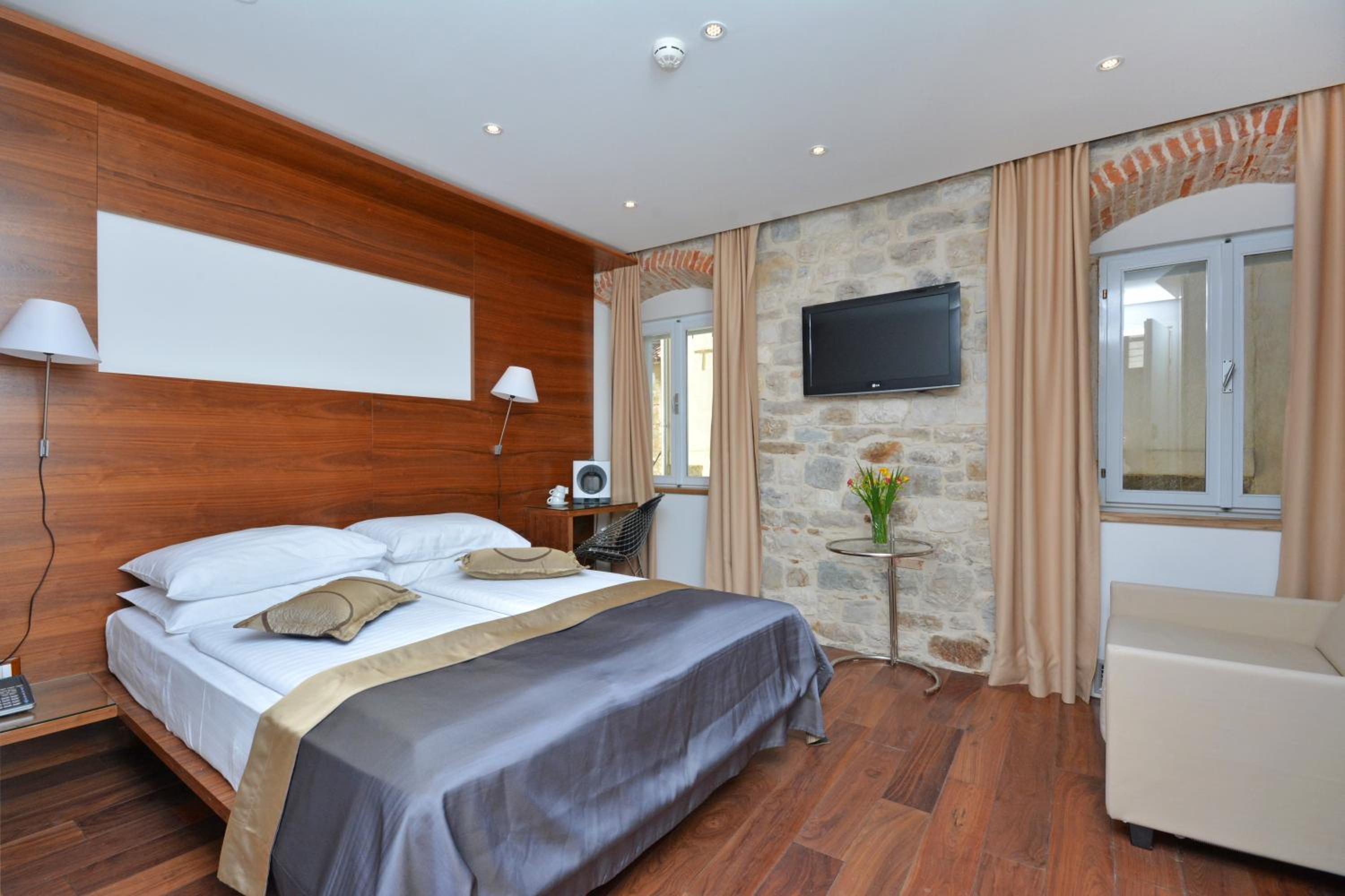 Deluxe Double Room - Photo 6
