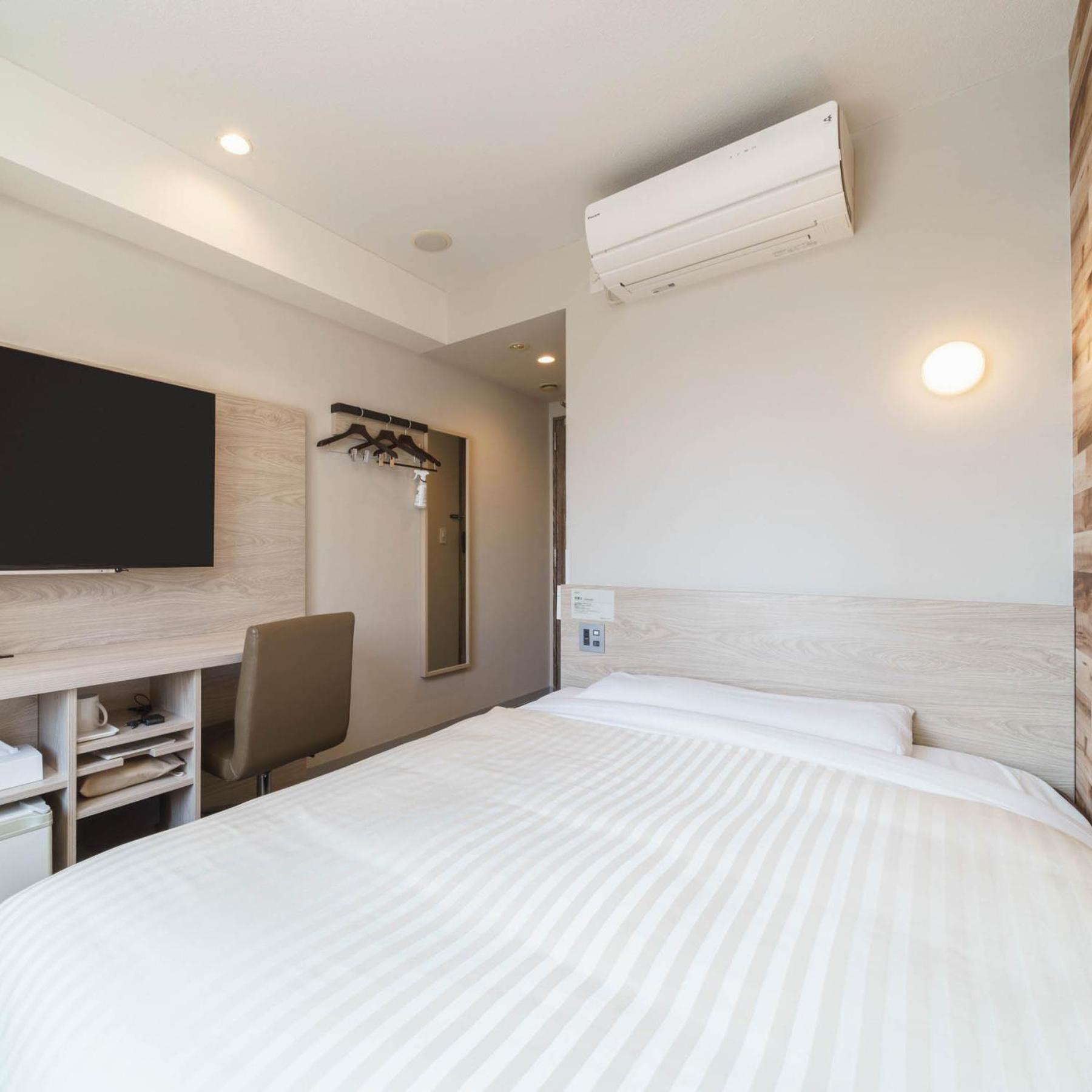 Double Room - Non-Smoking  - Photo 1