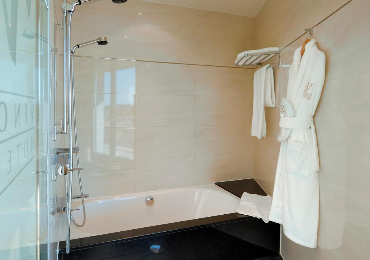 Budget Double Room - Photo 2
