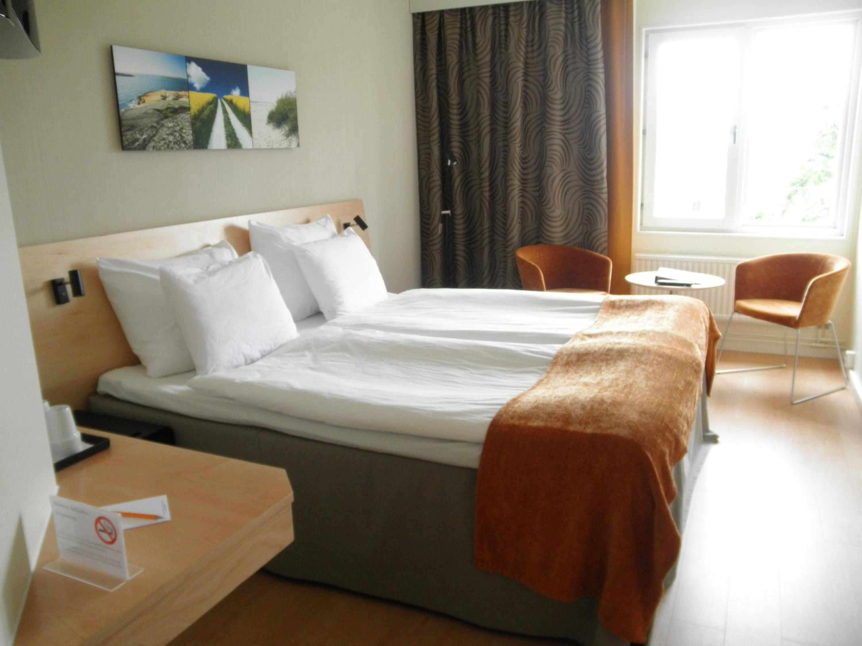 Standard Double Room - Photo 6