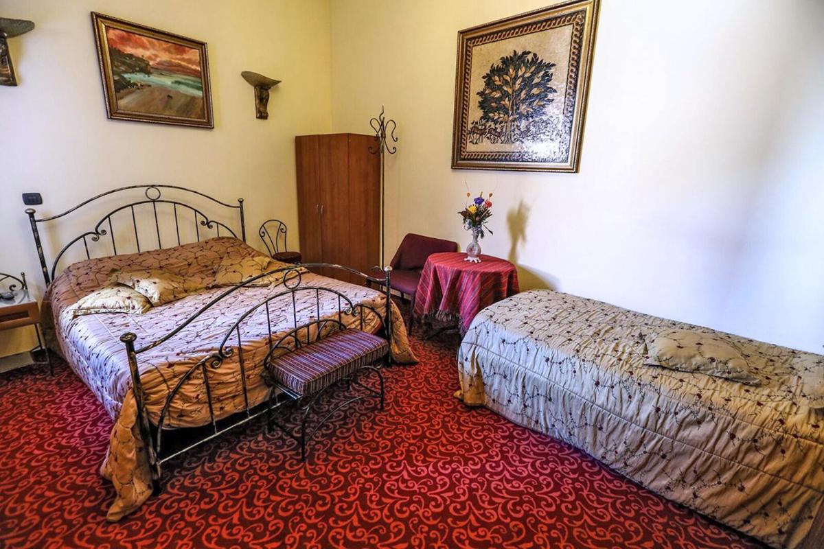Triple Room photo 1