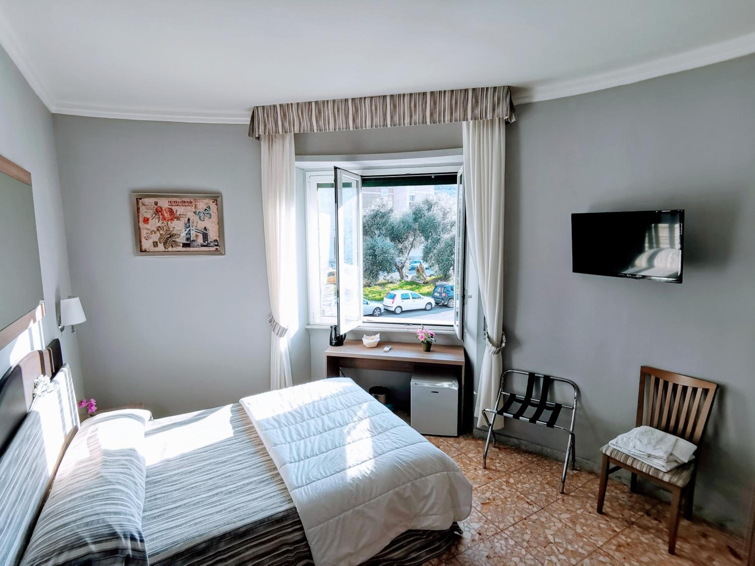 Double Room with Private Bathroom