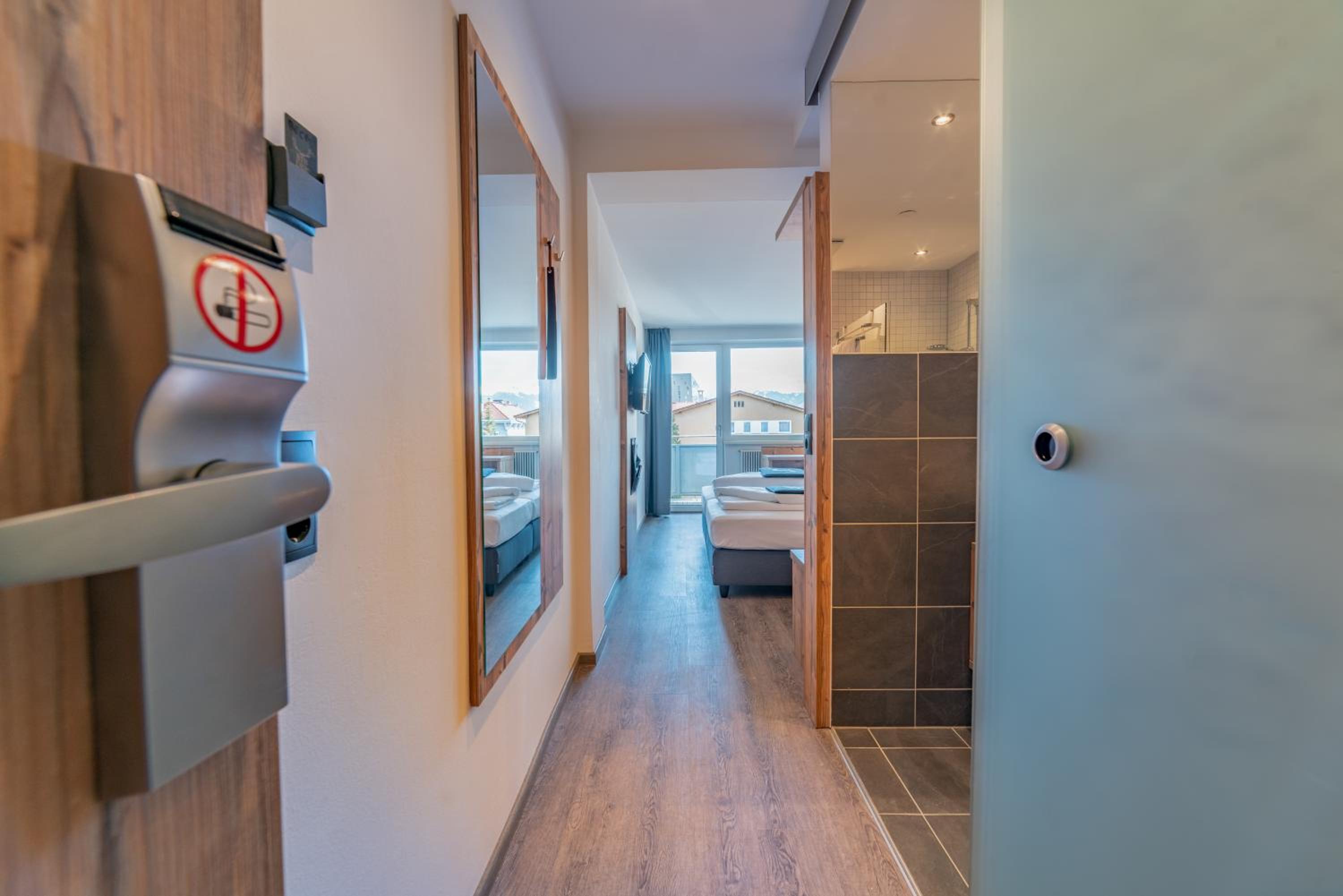 Executive Double Room - Photo 16