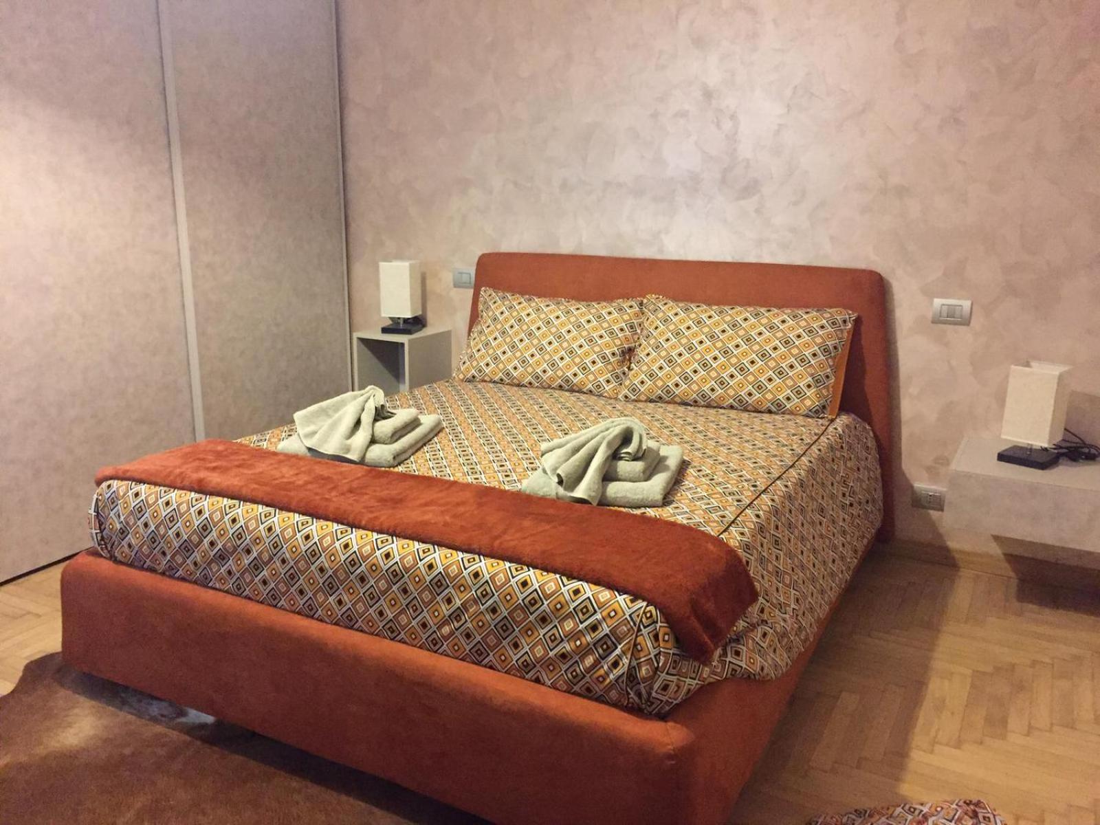 Double Room - Photo 12