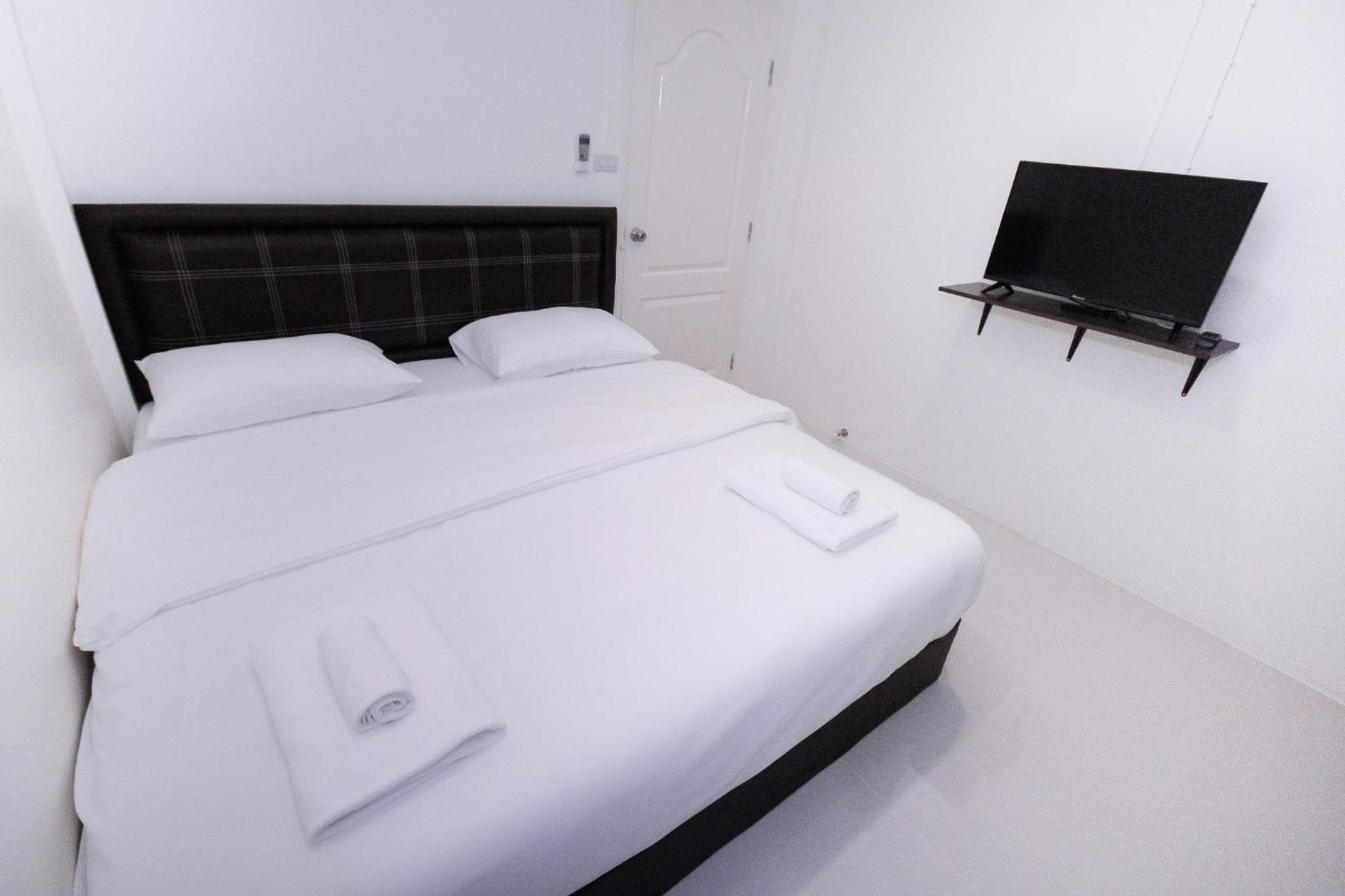 Double Room with Private Bathroom photo 3
