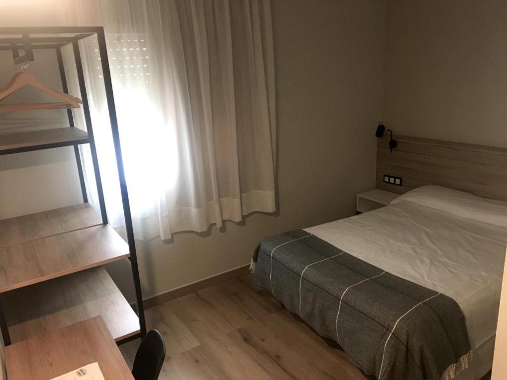 Double or Twin Room - Photo 2