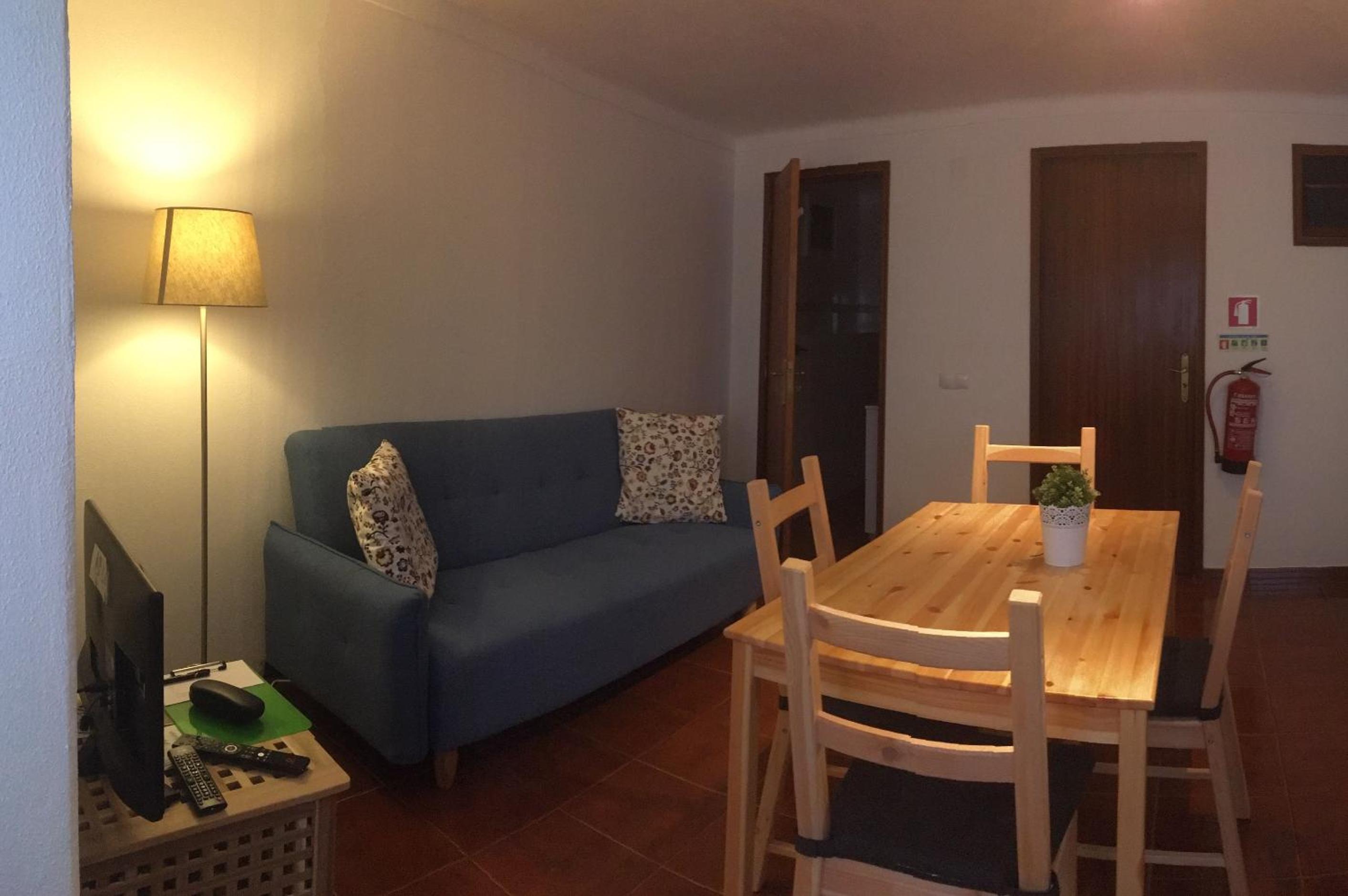 One-Bedroom Apartment - Photo 29