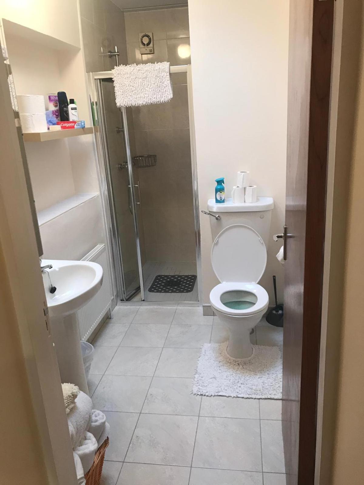 Three-Bedroom House photo 2