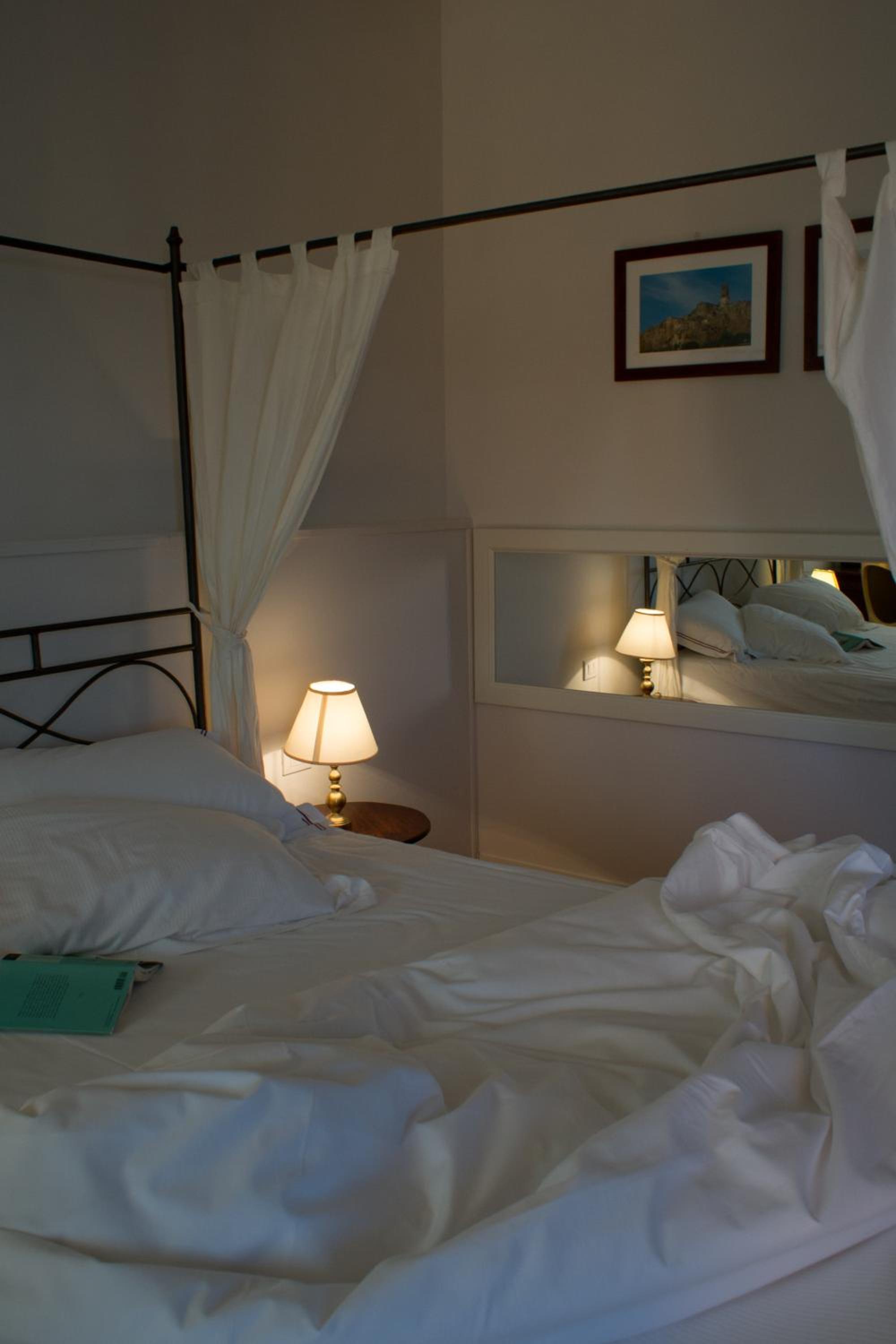 Deluxe Double Room - Photo 59