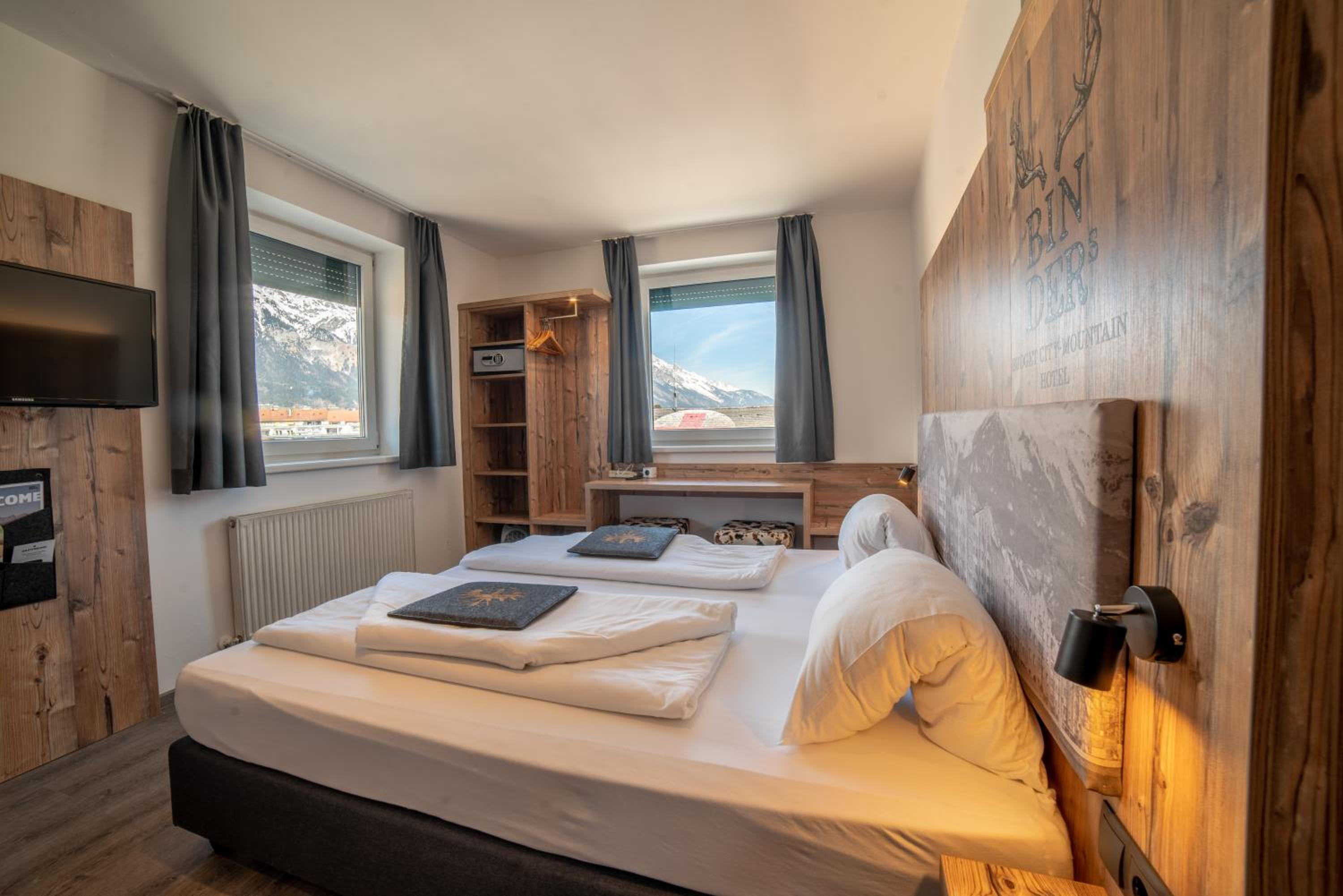Business Double Room - Photo 1