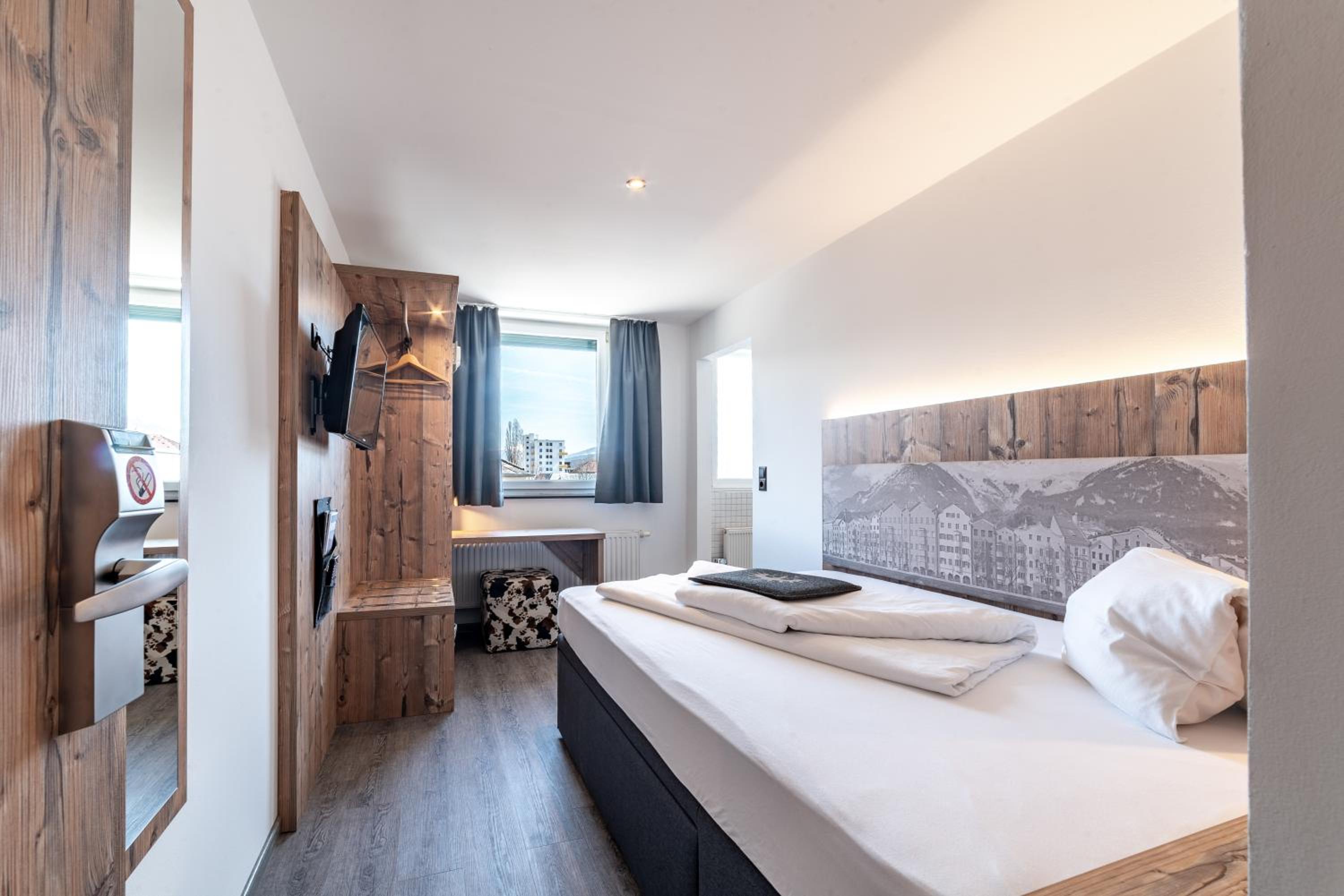 Business Single Room