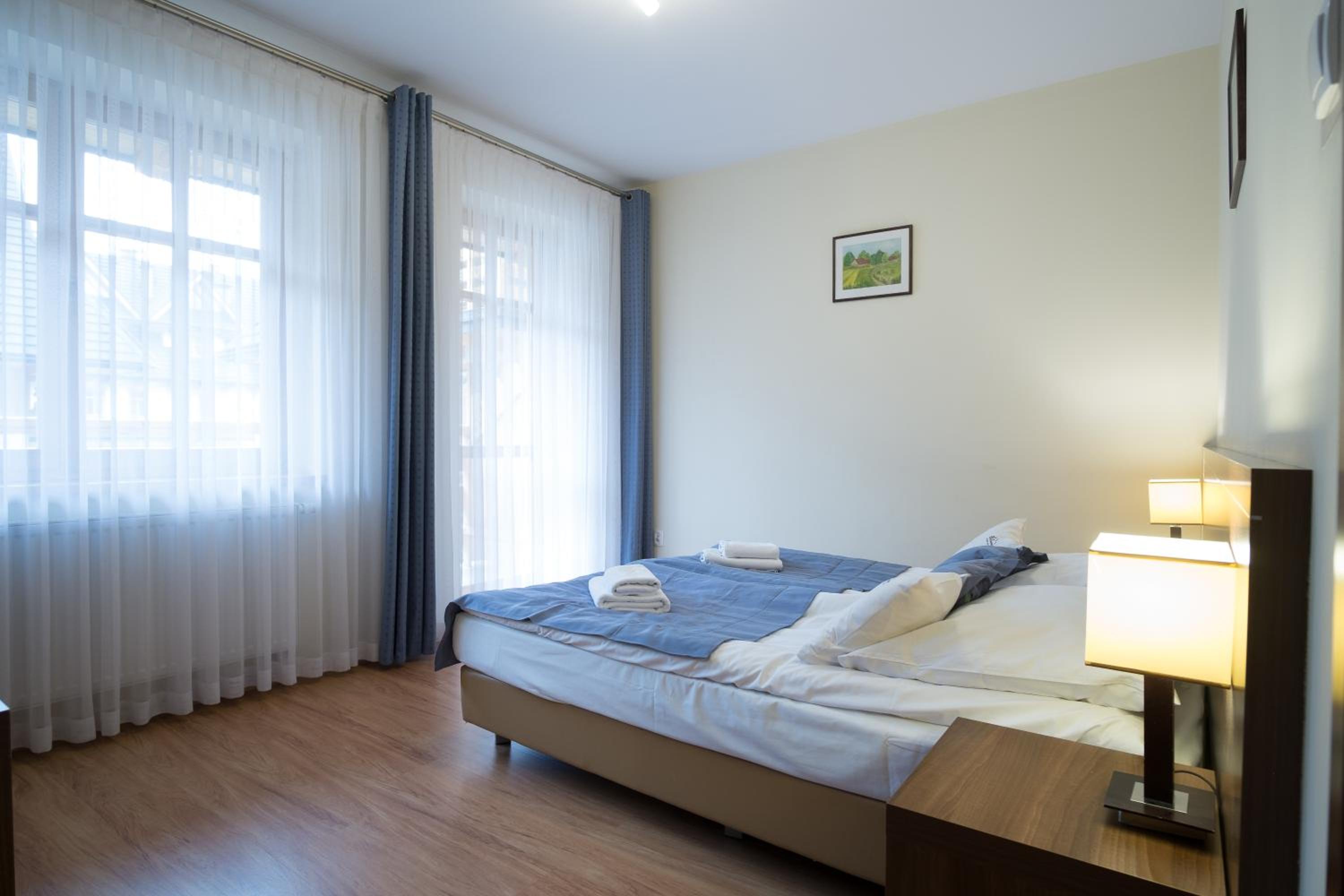 Two-Bedroom Apartment with Balcony - Photo 38