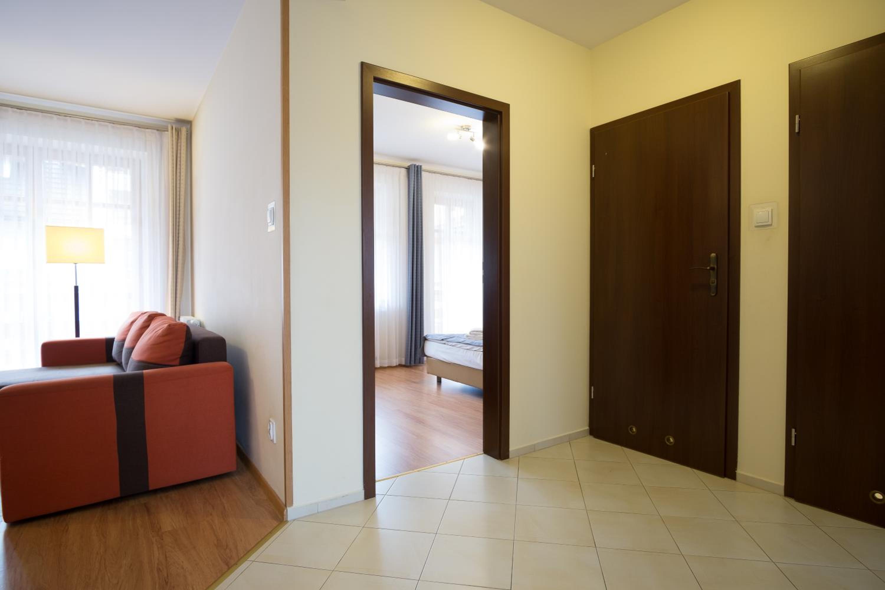 Two-Bedroom Apartment with Balcony - Photo 35