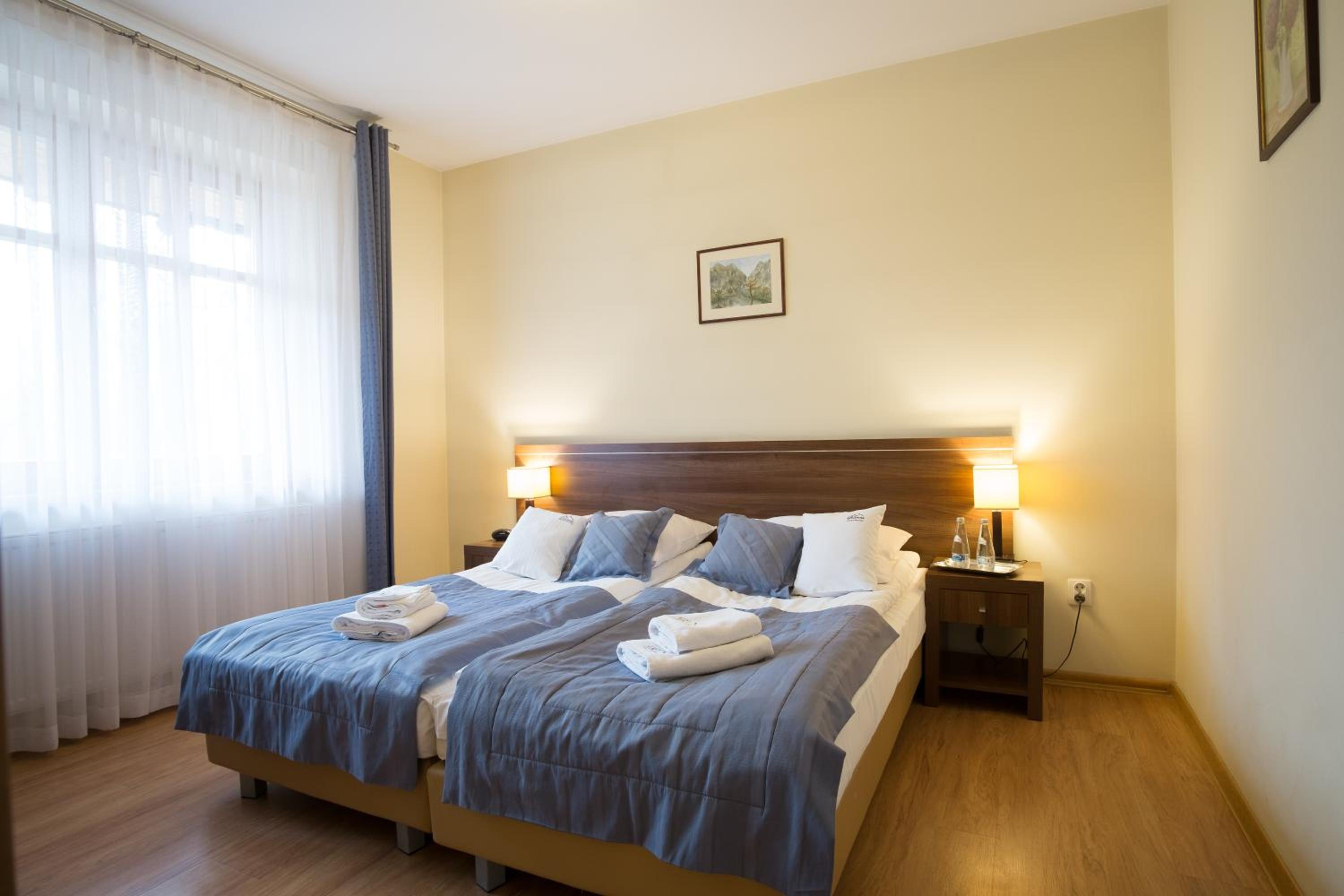 Two-Bedroom Apartment with Balcony - Photo 14