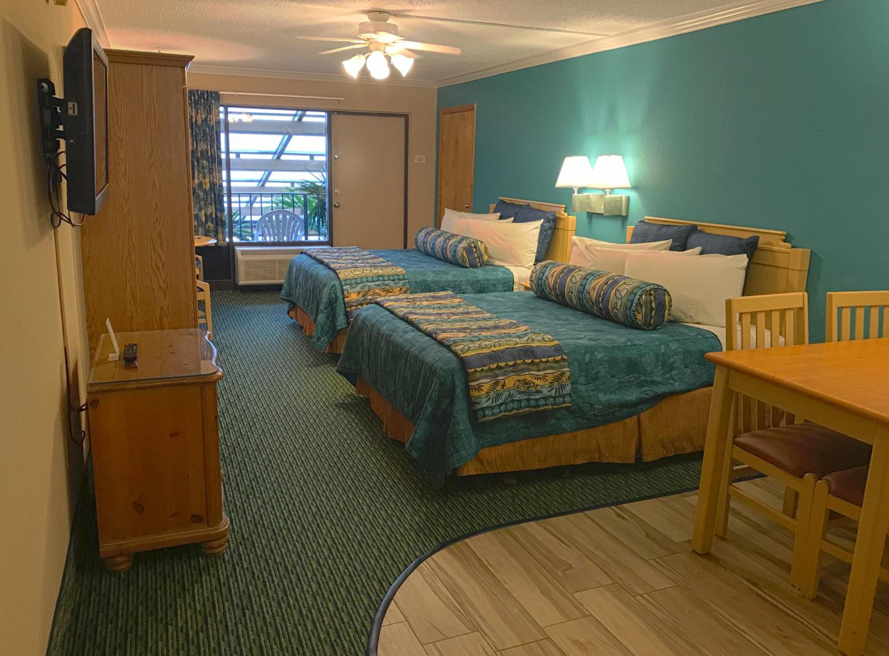 Queen Room - Disability Access - Photo 3