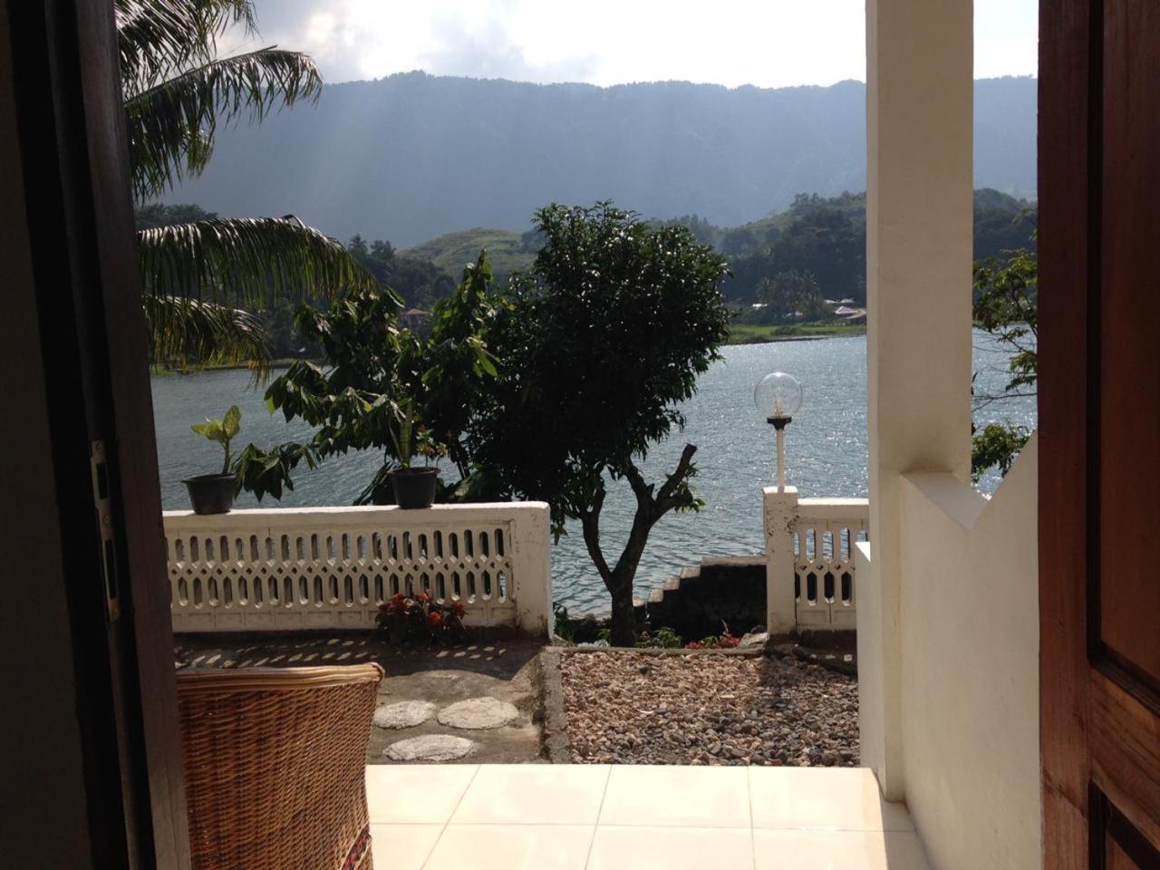 Lakeside Double Room - Photo 8