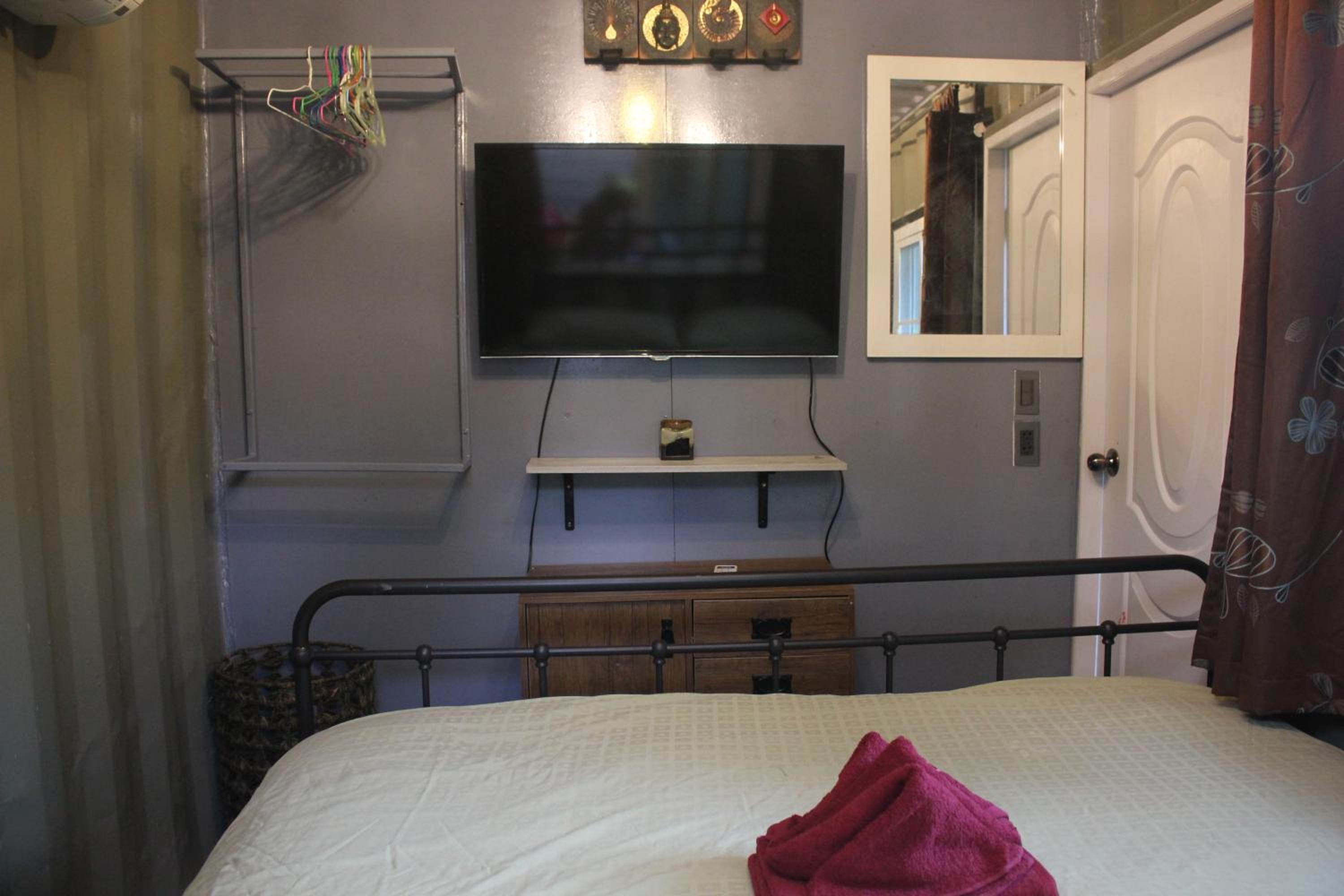 Standard Queen Room photo 1